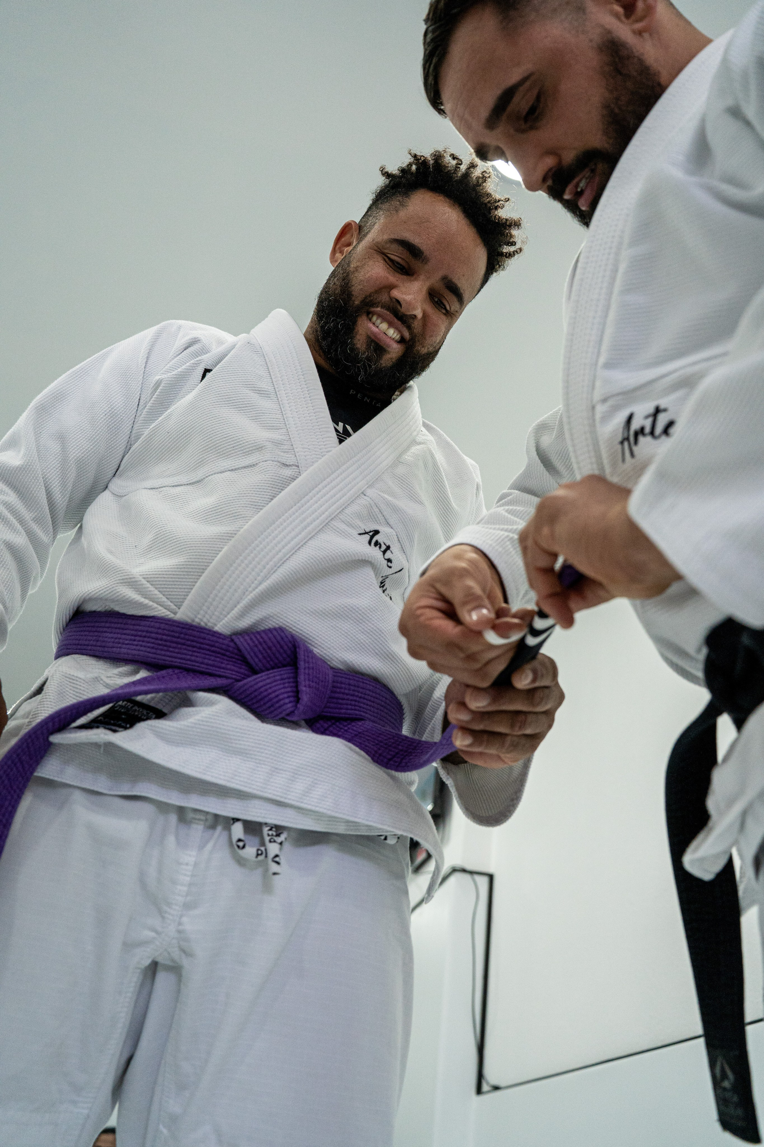 Arte Invicta — Graduação de Faixa. Frames by Giovani Braga