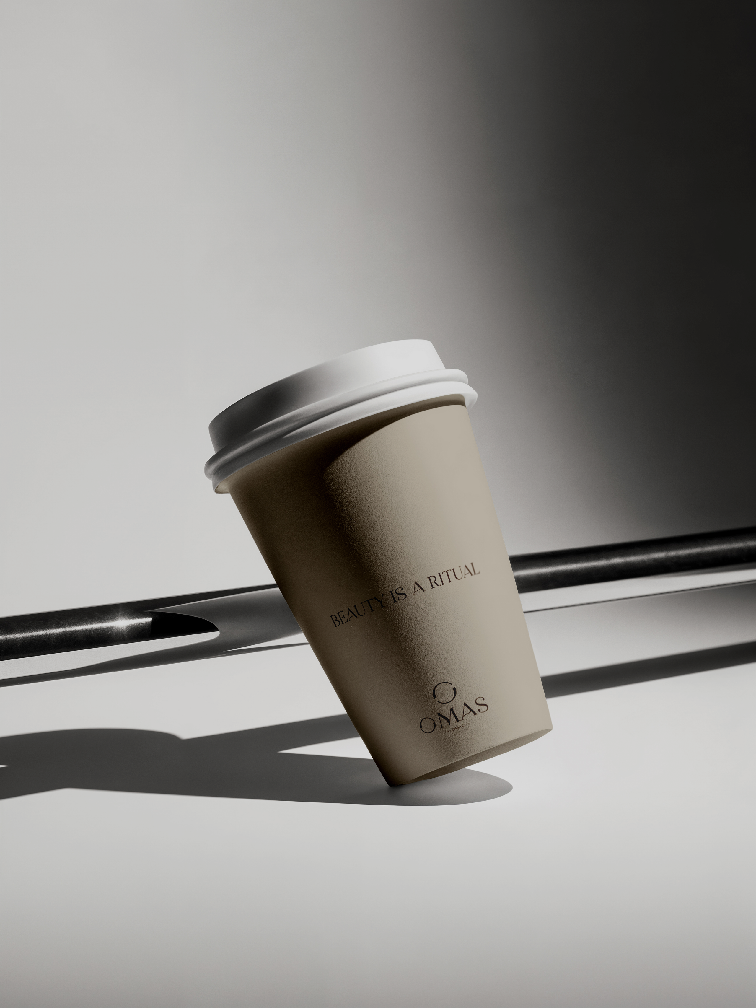 OMAS. Графический дизайнер и ретушёр Юлия Абрамова