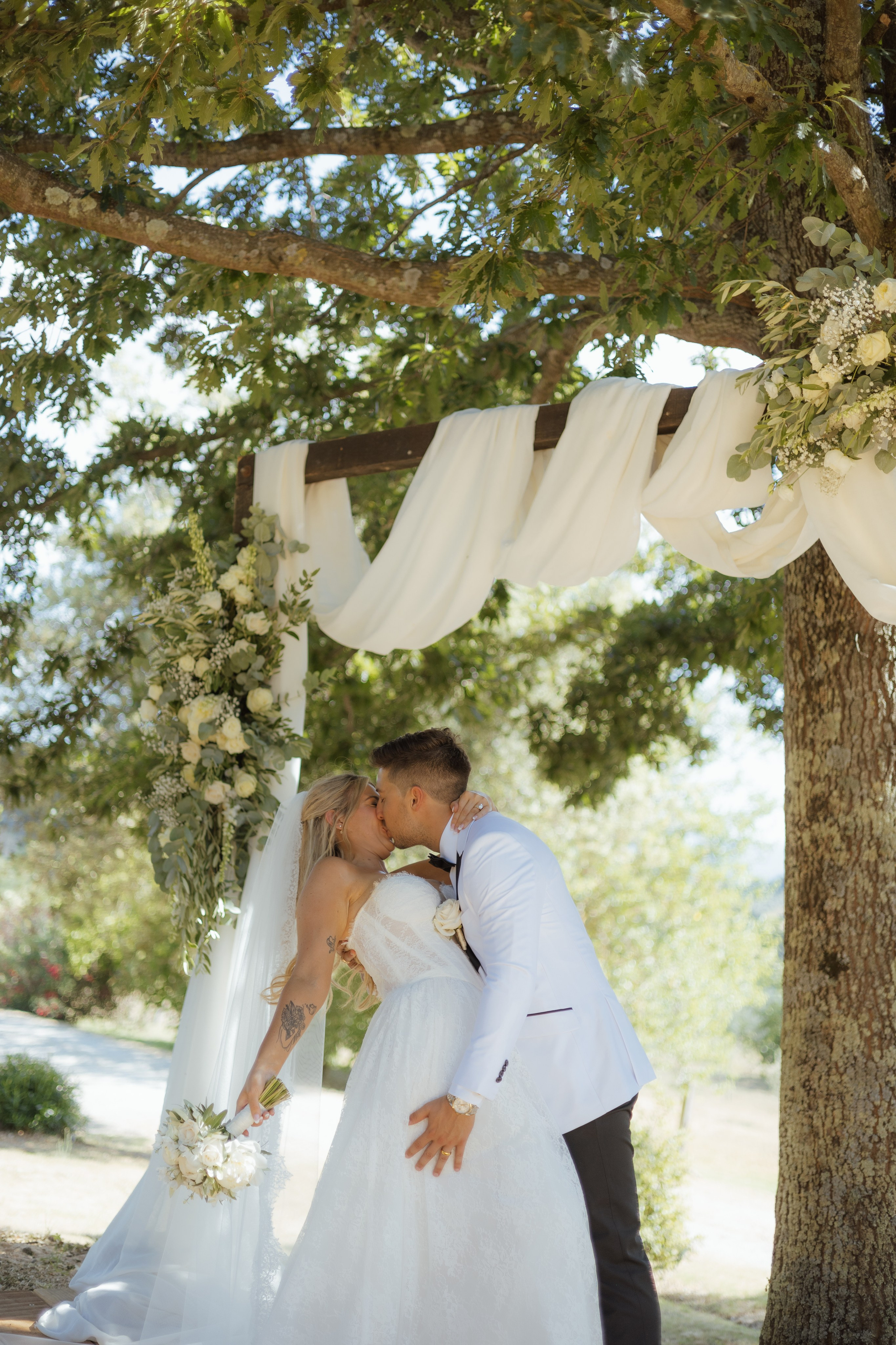 Wedding in Tuscany. Sara Luca Wedding Photographer in Italy and Europe
