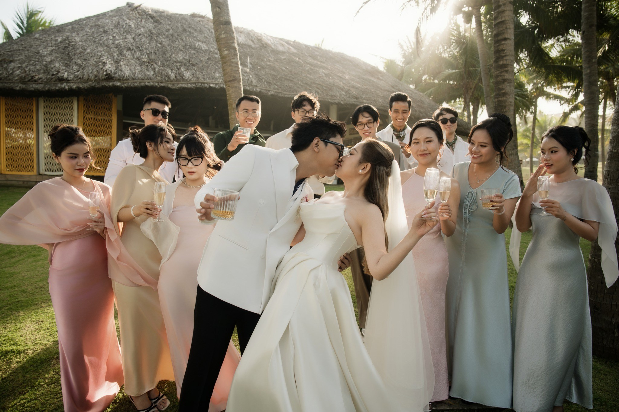 L & V. TheLoveMuseum