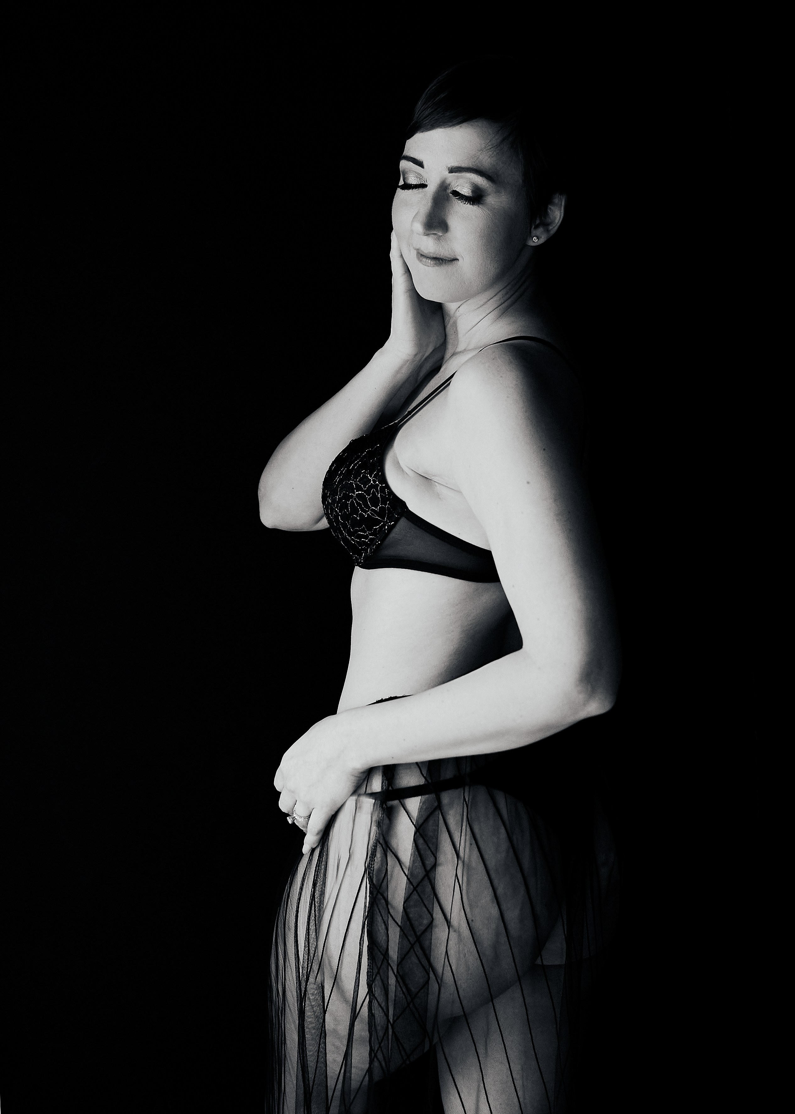 New Tecumseth Boudoir Photographer. Portrait and Personal Brand Photographer in Simcoe County, Ontario, Bobbi-jo Stuart