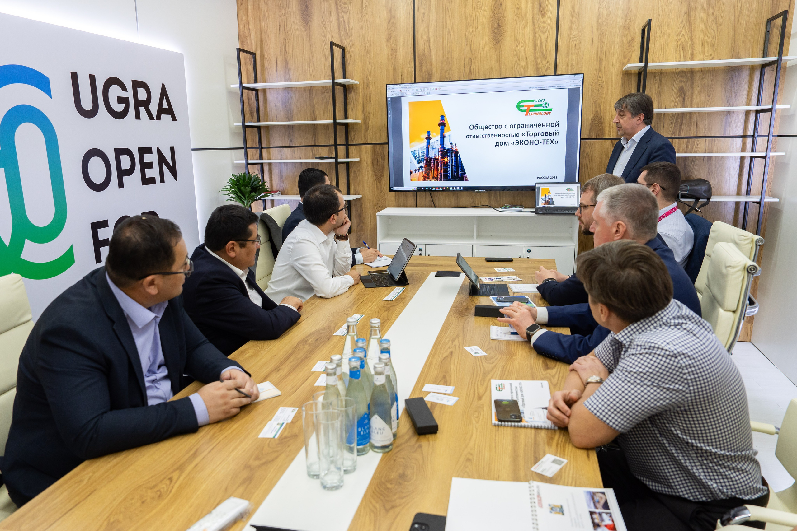 Международная промышленная выставка «ИННОПРОМ. Центральная Азия 2024». Георгий Намазов | Фотограф в Ташкенте