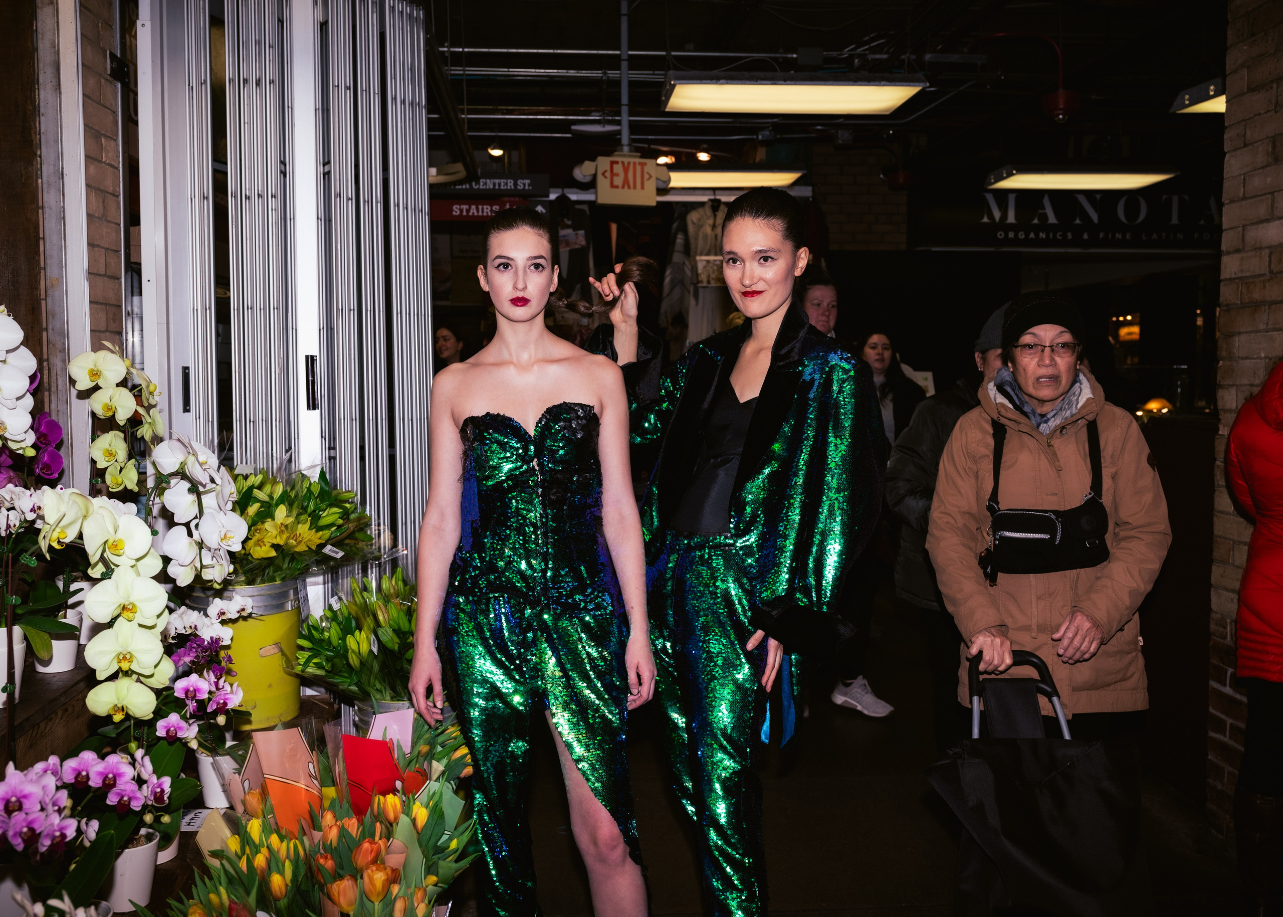 Bright Beauty through St. Lawrence in Toronto. Ekaterina Tsurkina-Appina Photography Canada