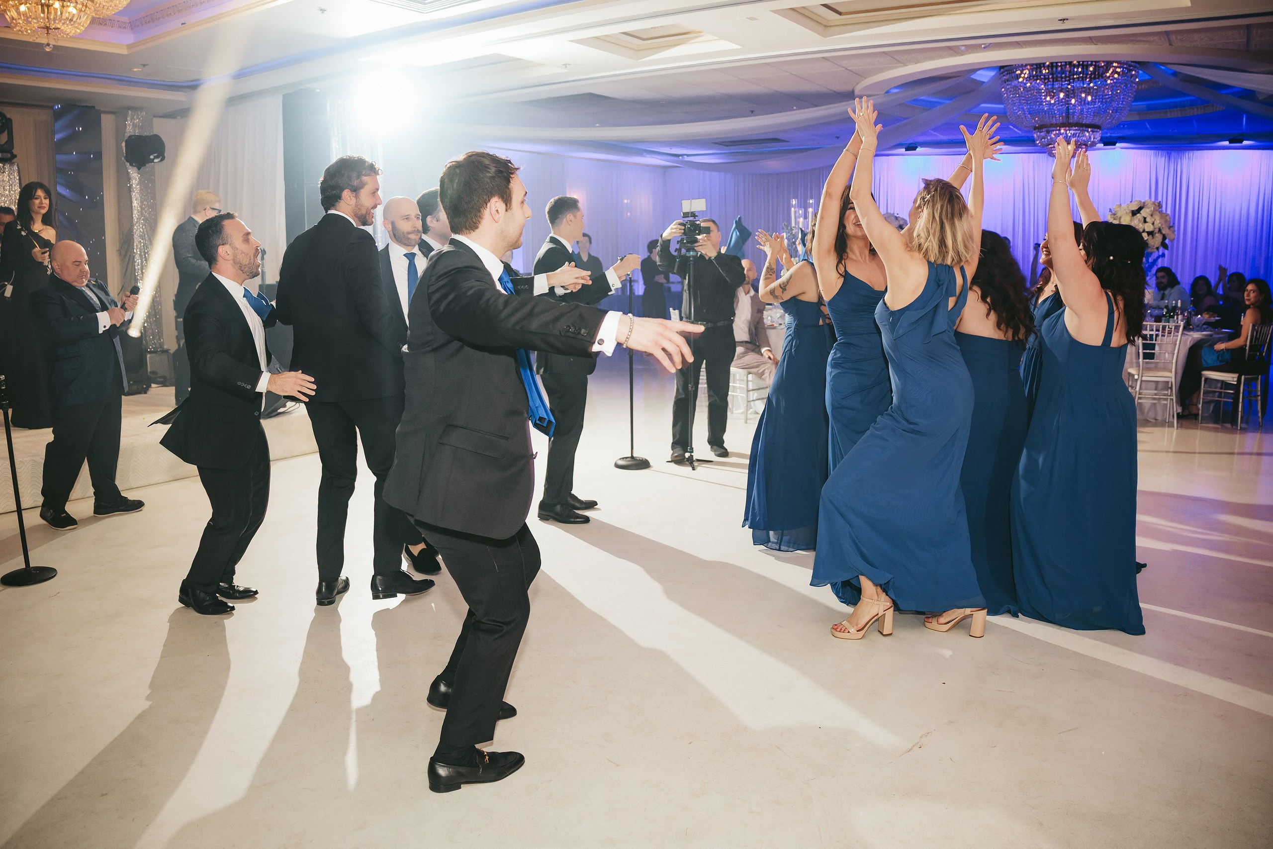 06.08.2025 Wedding. Wedding family event photographer in Chicago Nick Yushevich