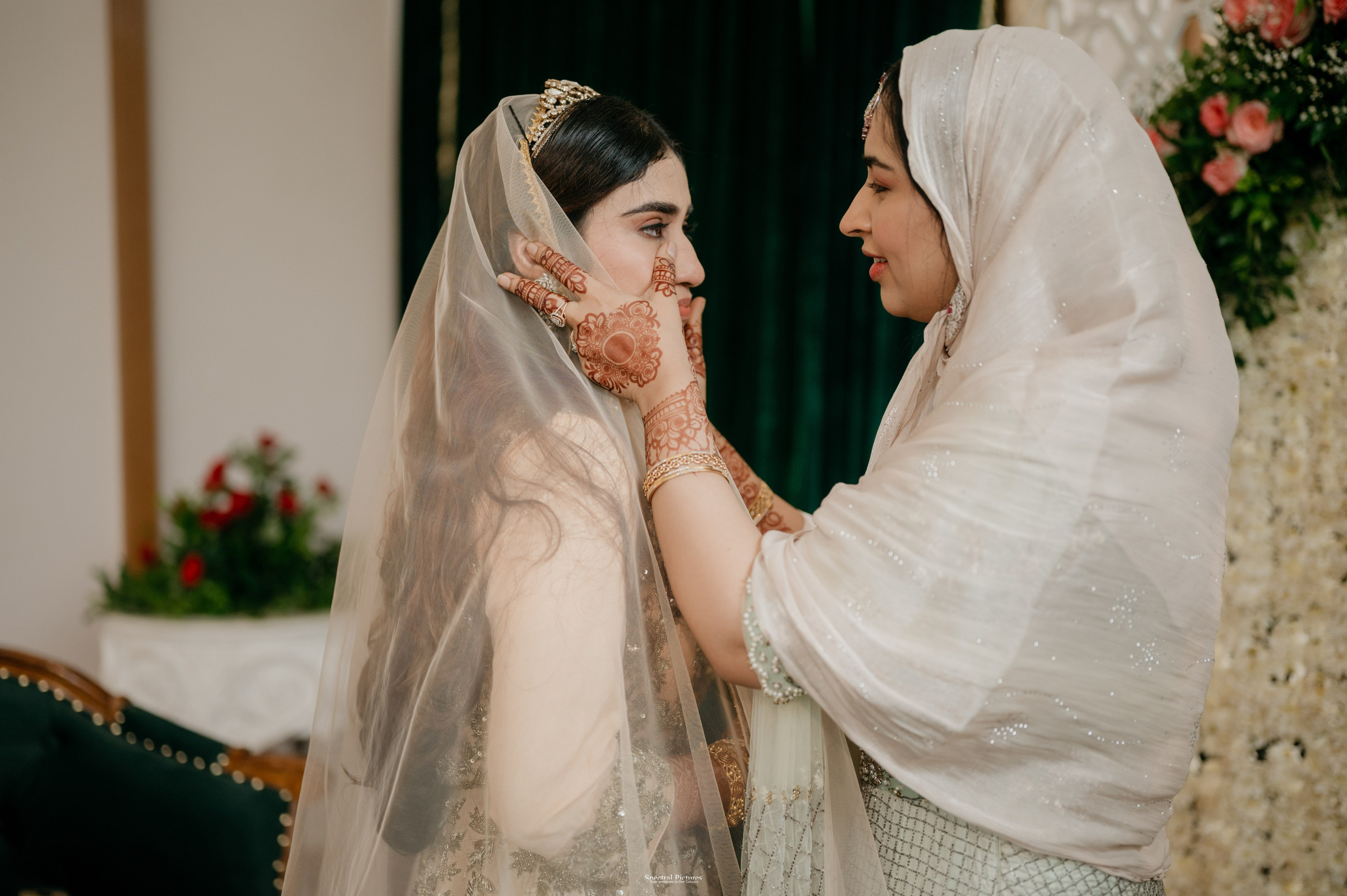 Insha & Zeeshan | “Their Nikah Story”