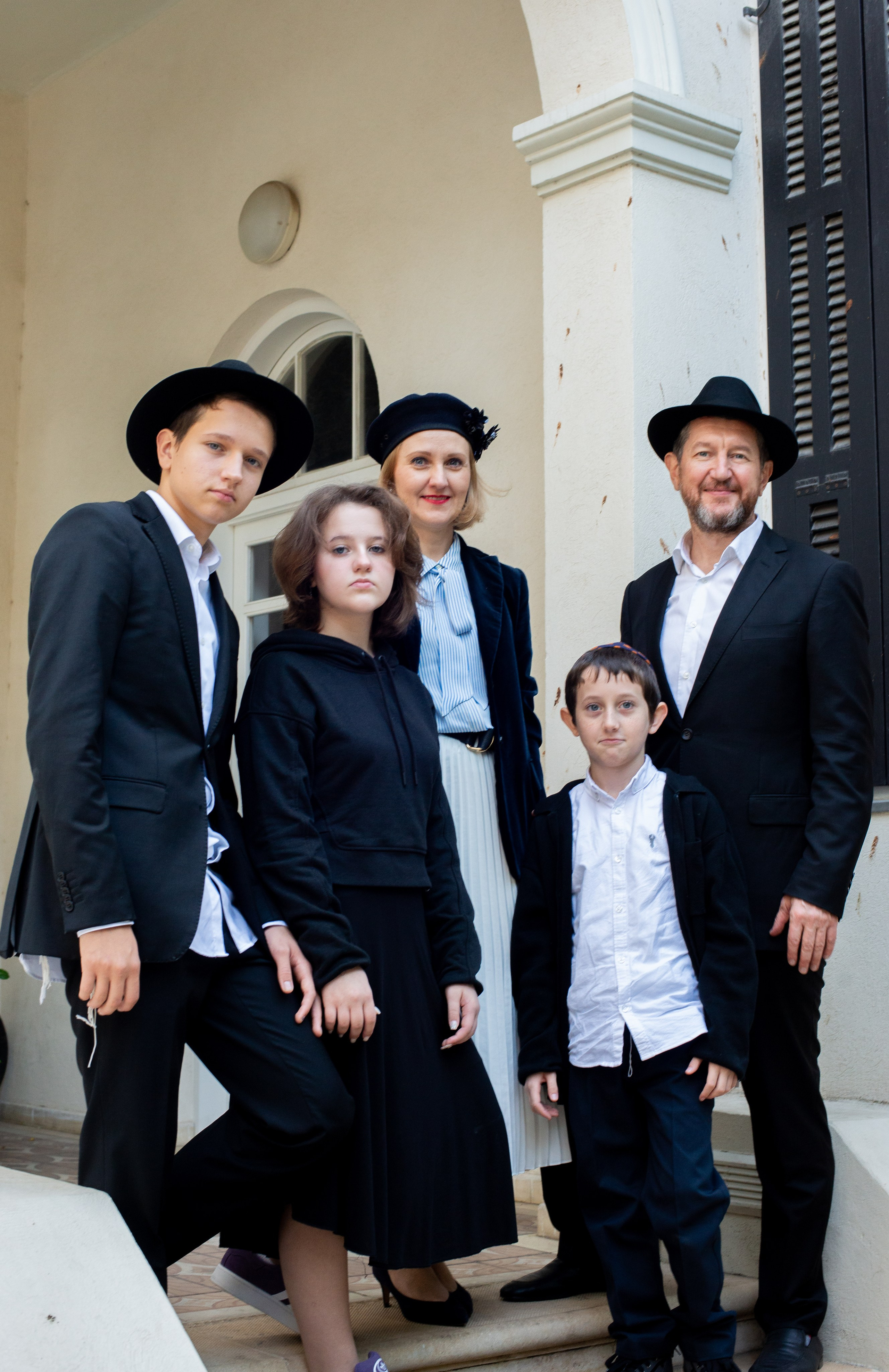 Пинхас и его семья. Визуальный брендинг