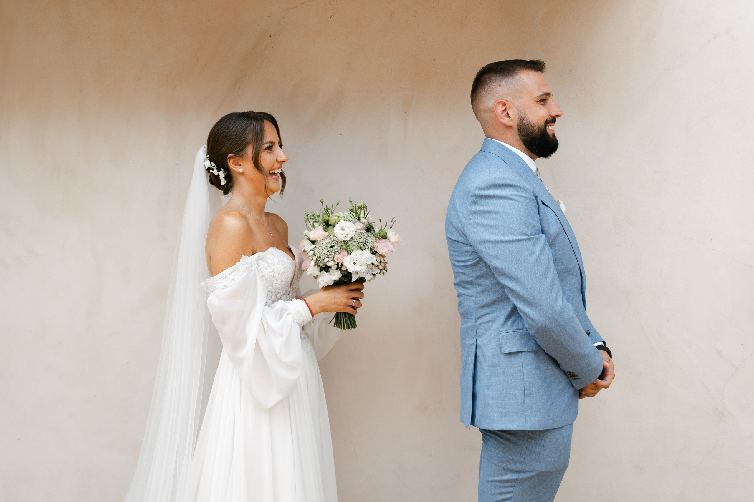 M&D|Between City Lights and Hidden Oasis. Black Sheep Produkcija| Wedding Photography and Wedding Films, based in Kragujevac, Europe / Fotograf i videograf, Kragujevac, Srbija