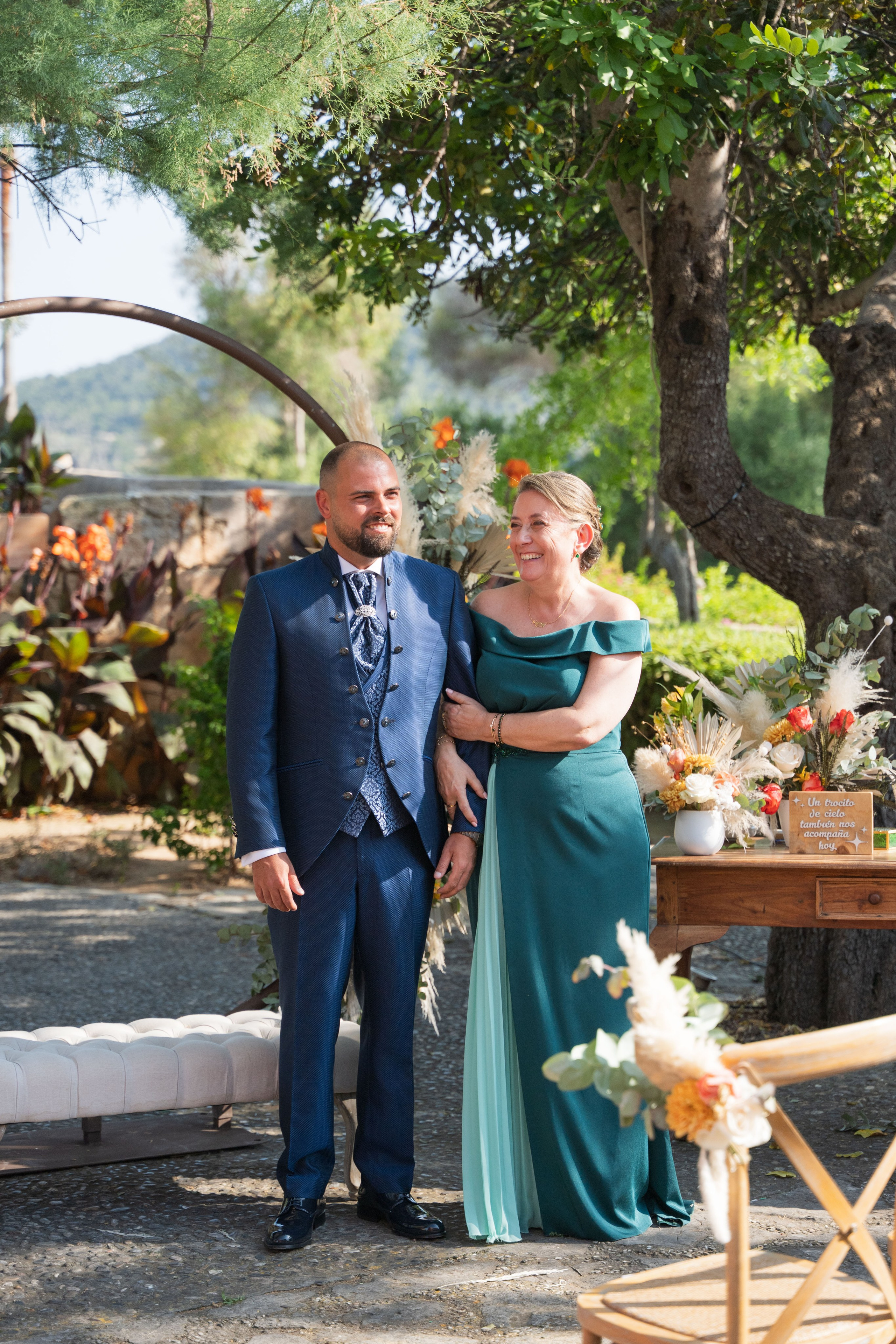 Azu&Juanan. Mallorca Weddings & Family – Natural & Emotional Photography