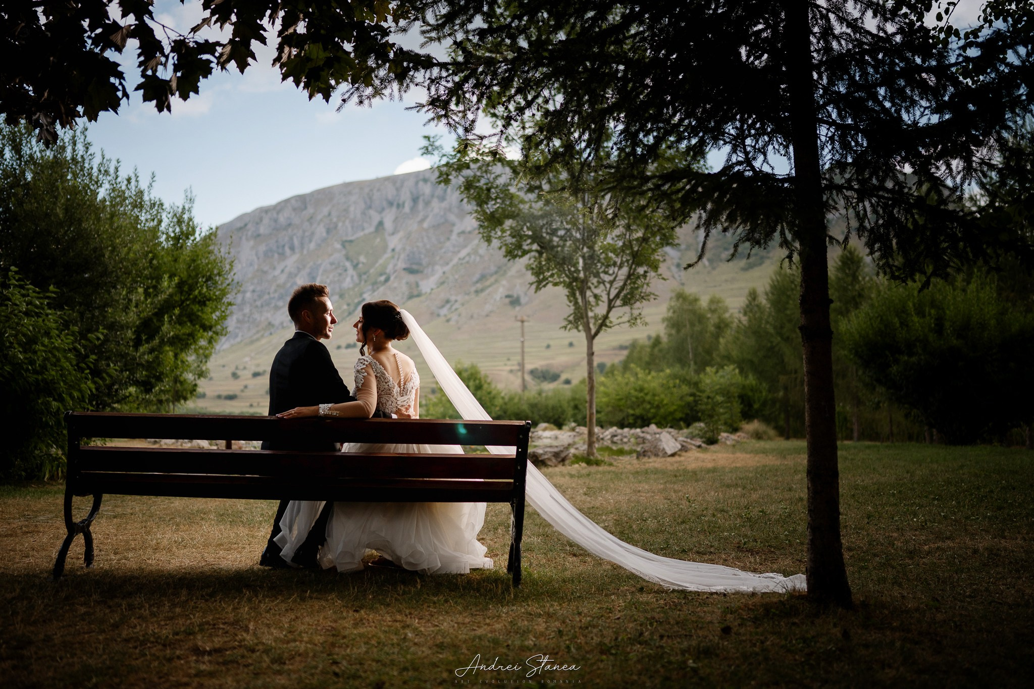 Ramona & Vio. Andrei Stanea