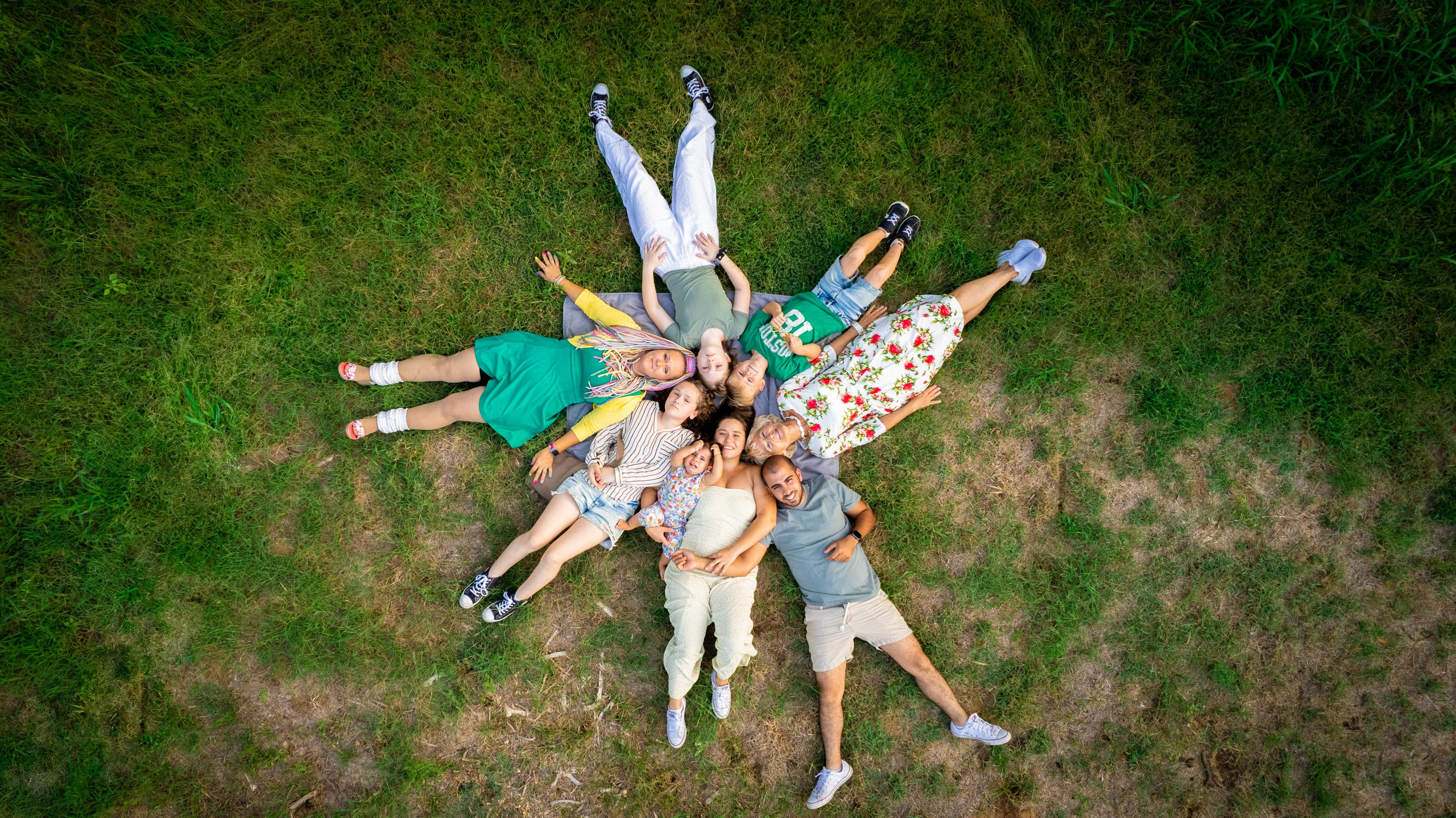 משפחה. Time machine Studio