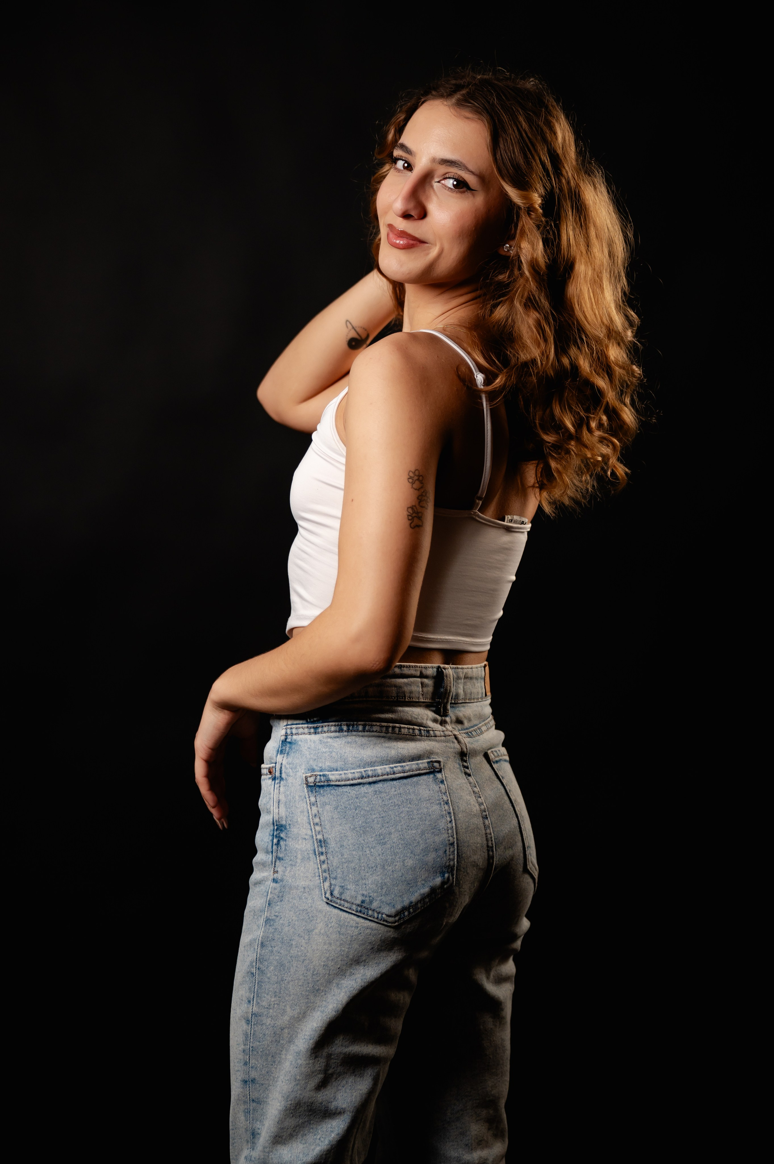 Ștefania. Andrei Samuel – Fotograf București | Evenimente, Studio, Imobiliare, Produs