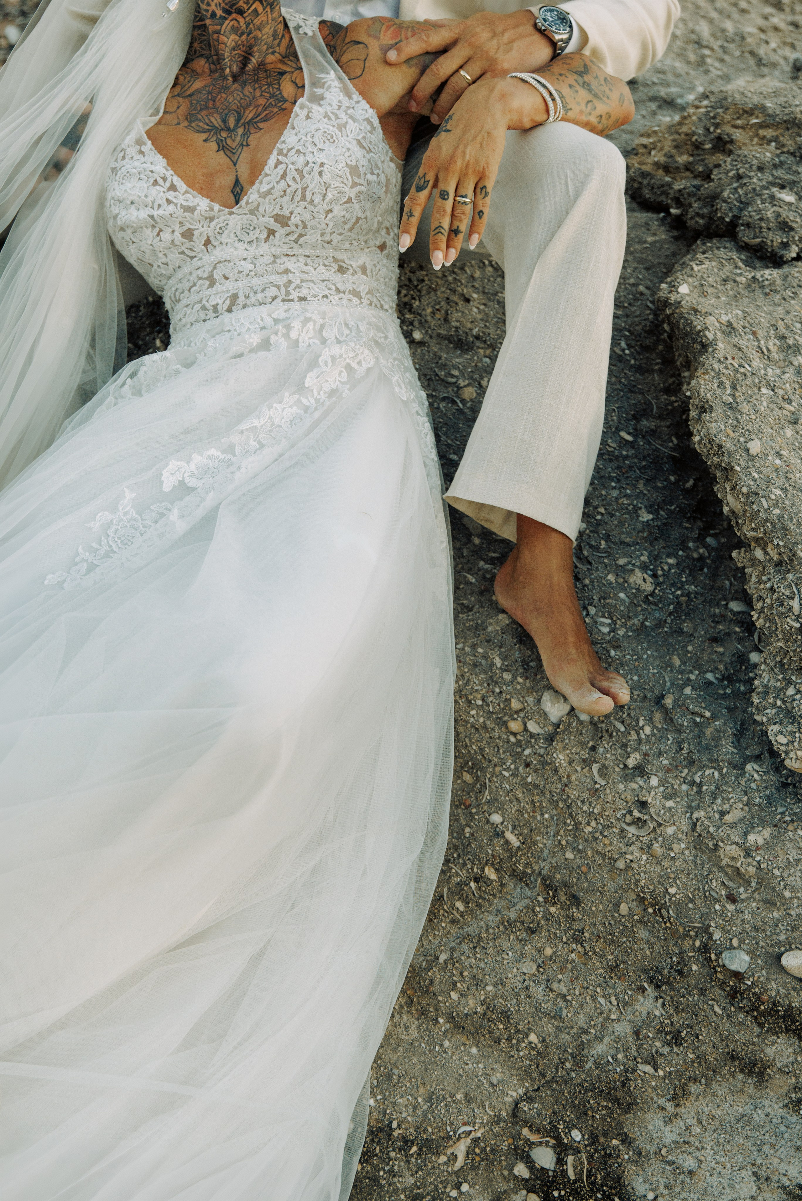 Unconventional Love Story. Portrait- und Hochzeitsfotografin Irene Art Photo mit Sitz auf der griechischen Insel Rhodos