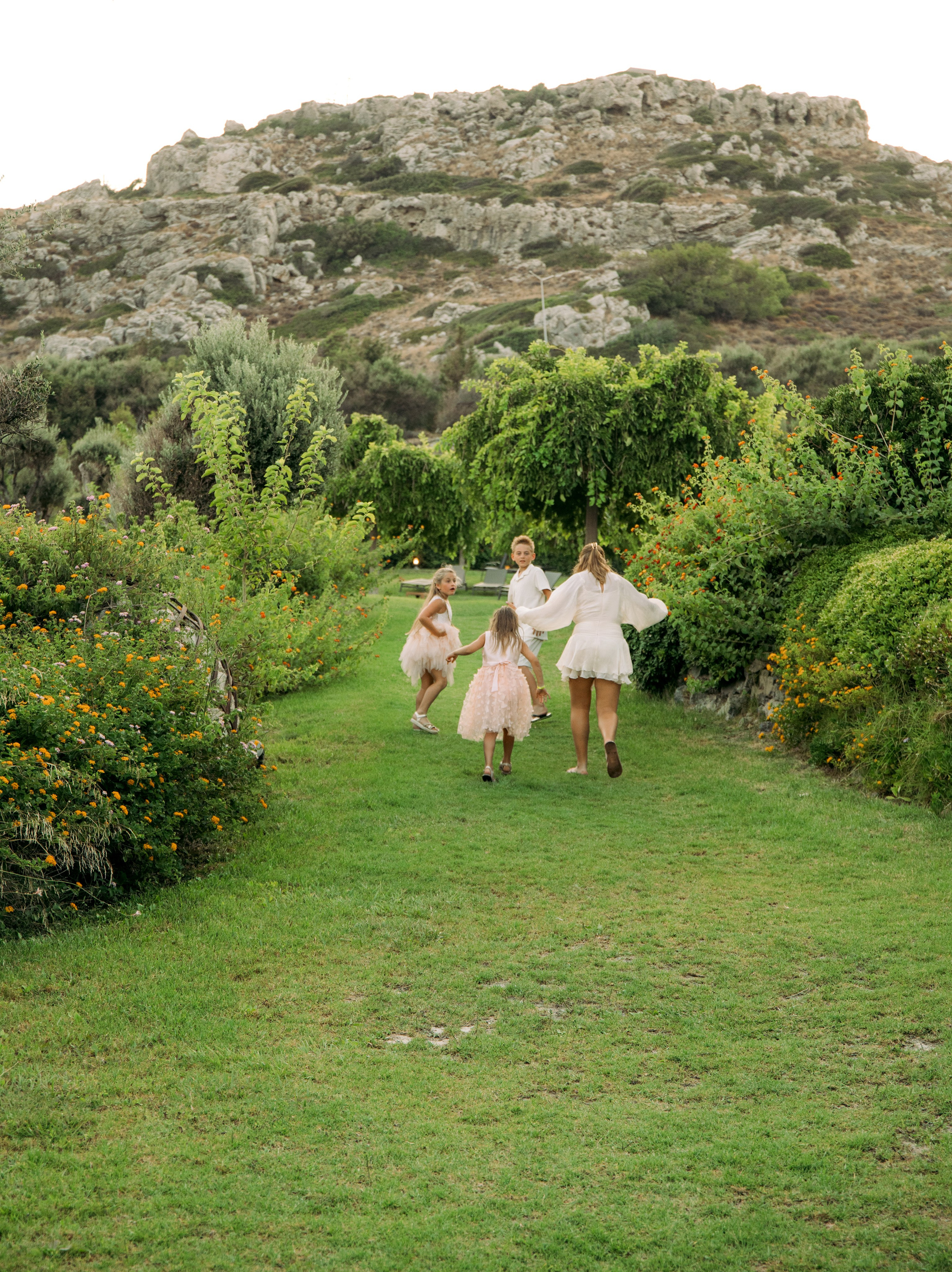 Inez family. Portrait- und Hochzeitsfotografin Irene Art Photo mit Sitz auf der griechischen Insel Rhodos