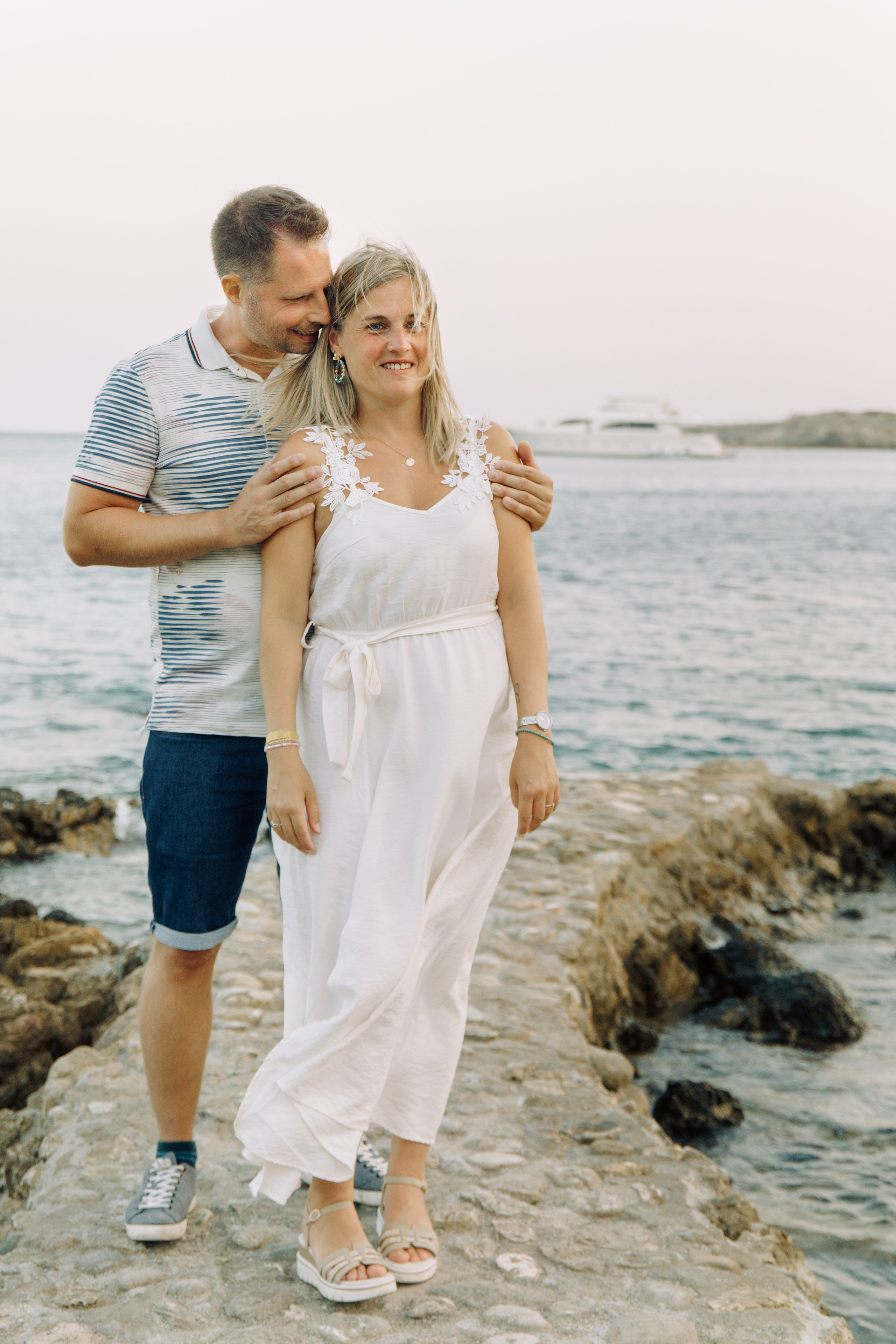 Inez family. Portrait- und Hochzeitsfotografin Irene Art Photo mit Sitz auf der griechischen Insel Rhodos