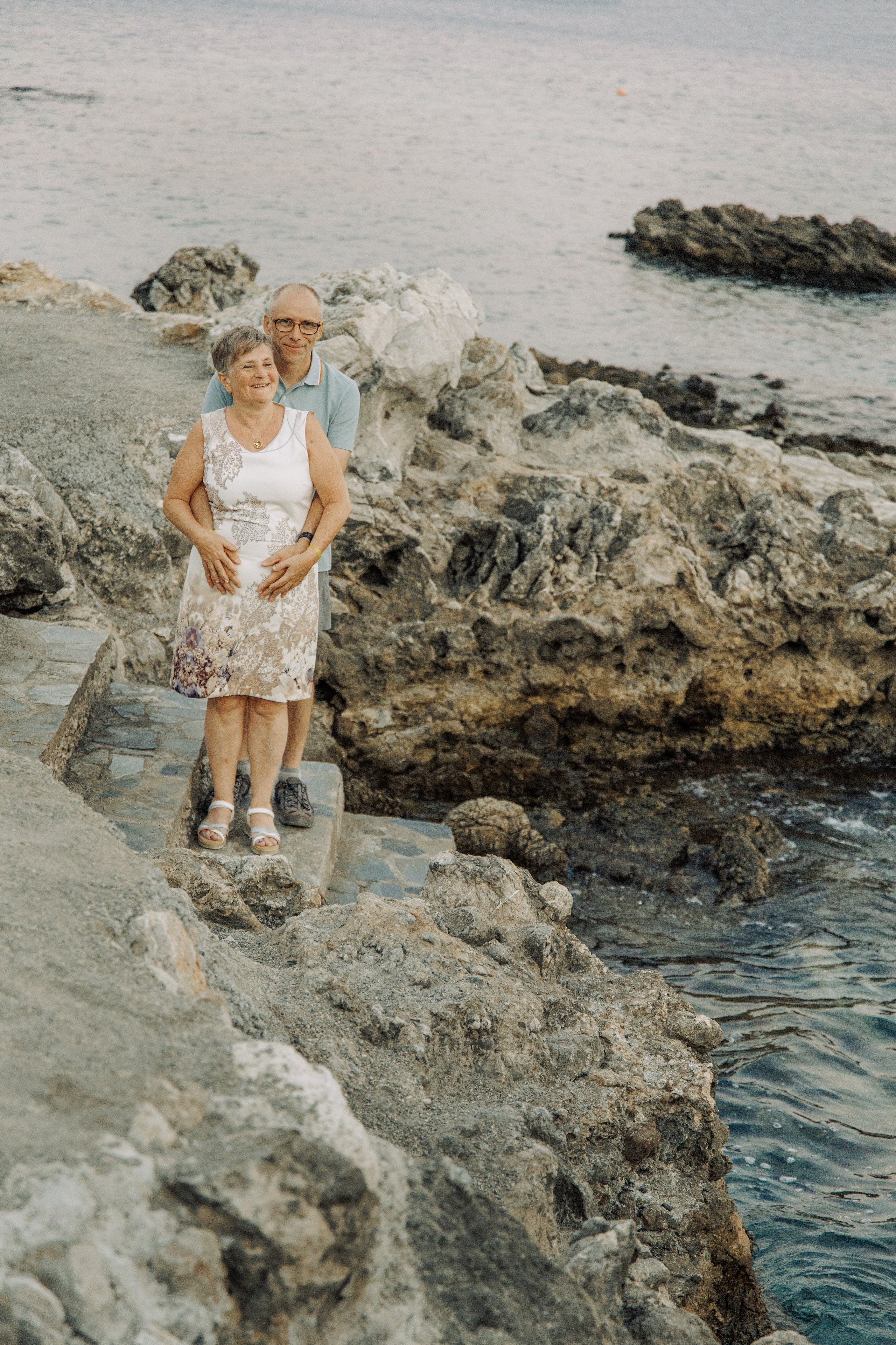 Inez family. Portrait- und Hochzeitsfotografin Irene Art Photo mit Sitz auf der griechischen Insel Rhodos