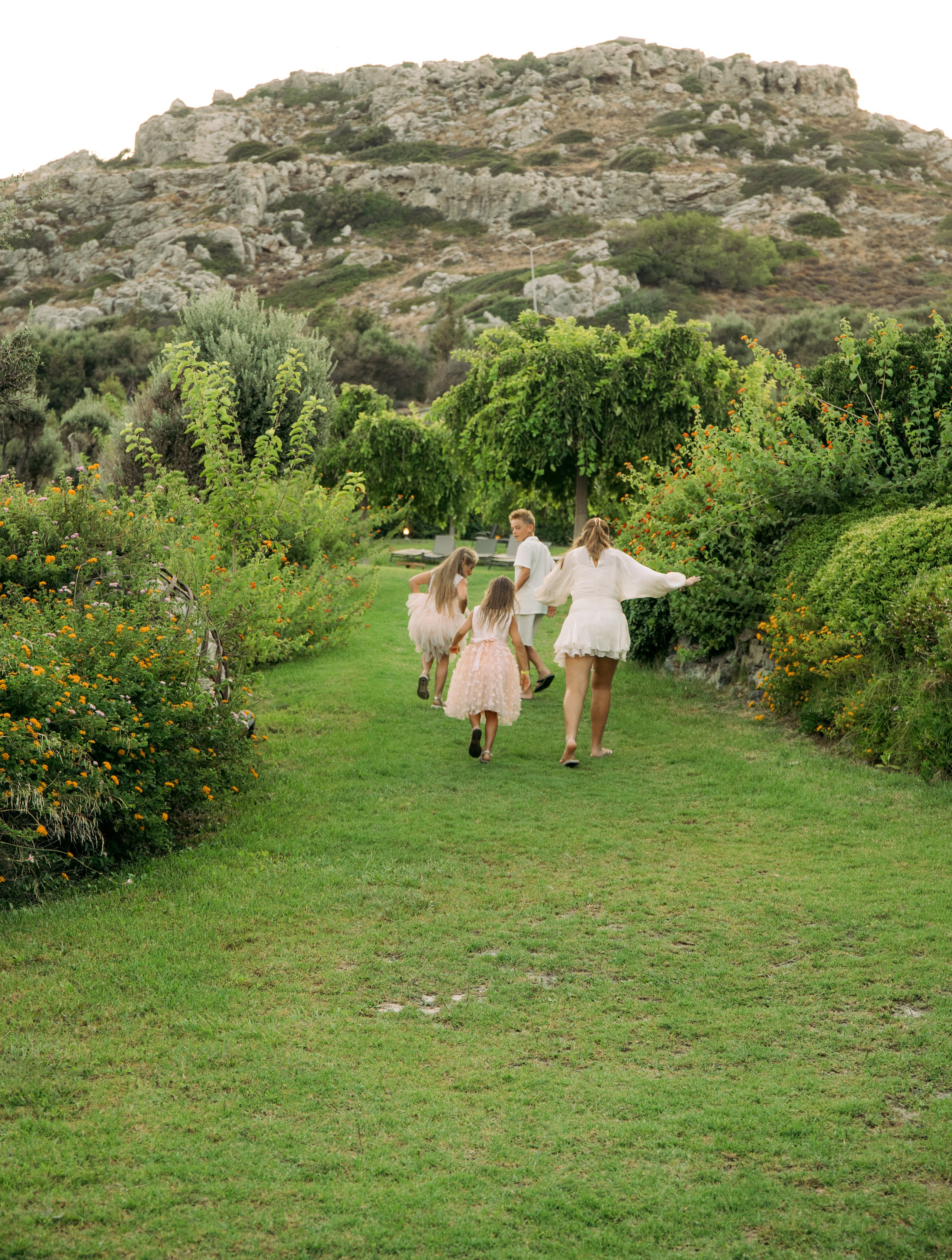 Inez family. Portrait- und Hochzeitsfotografin Irene Art Photo mit Sitz auf der griechischen Insel Rhodos