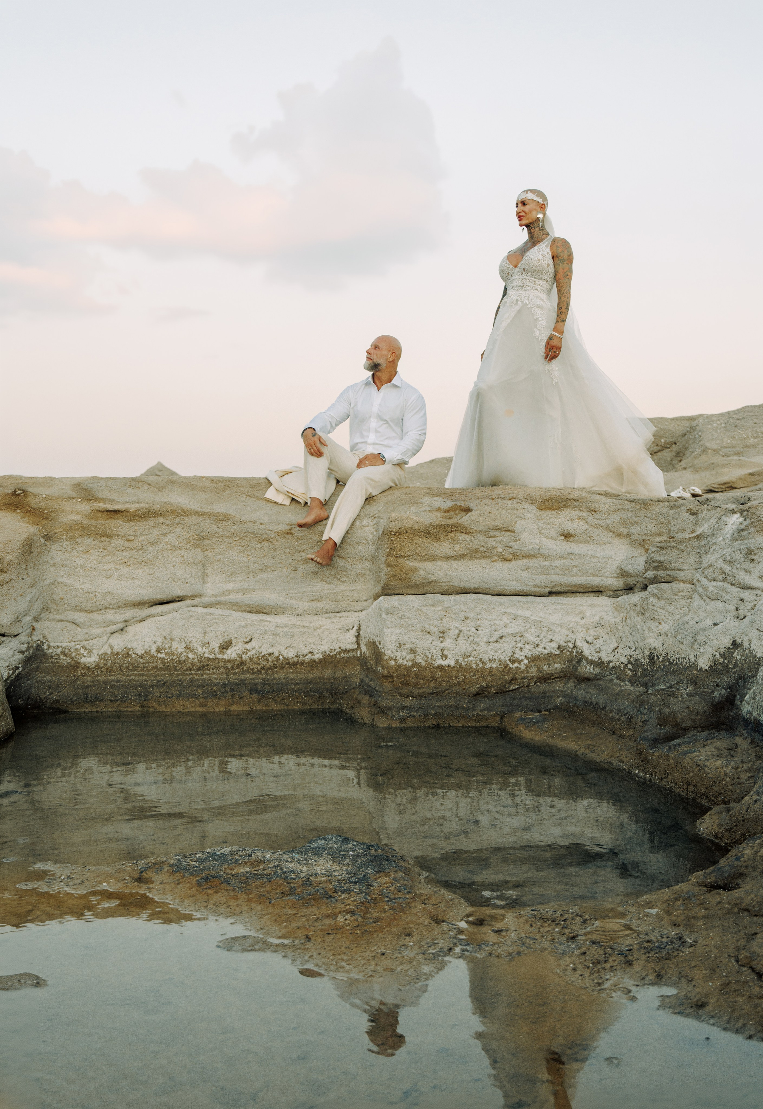 Unconventional Love Story. Portrait- und Hochzeitsfotografin Irene Art Photo mit Sitz auf der griechischen Insel Rhodos