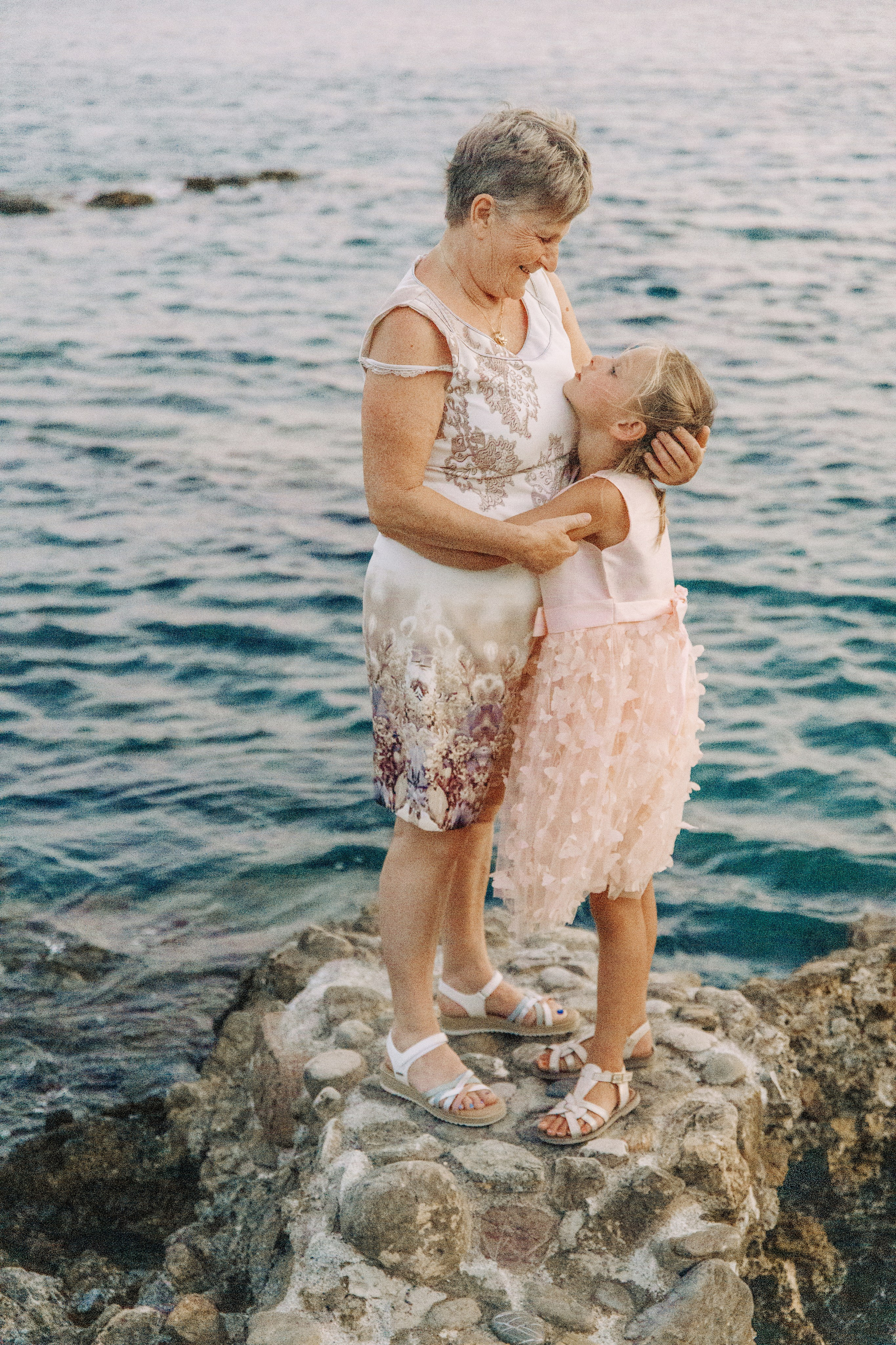 Inez family. Portrait- und Hochzeitsfotografin Irene Art Photo mit Sitz auf der griechischen Insel Rhodos