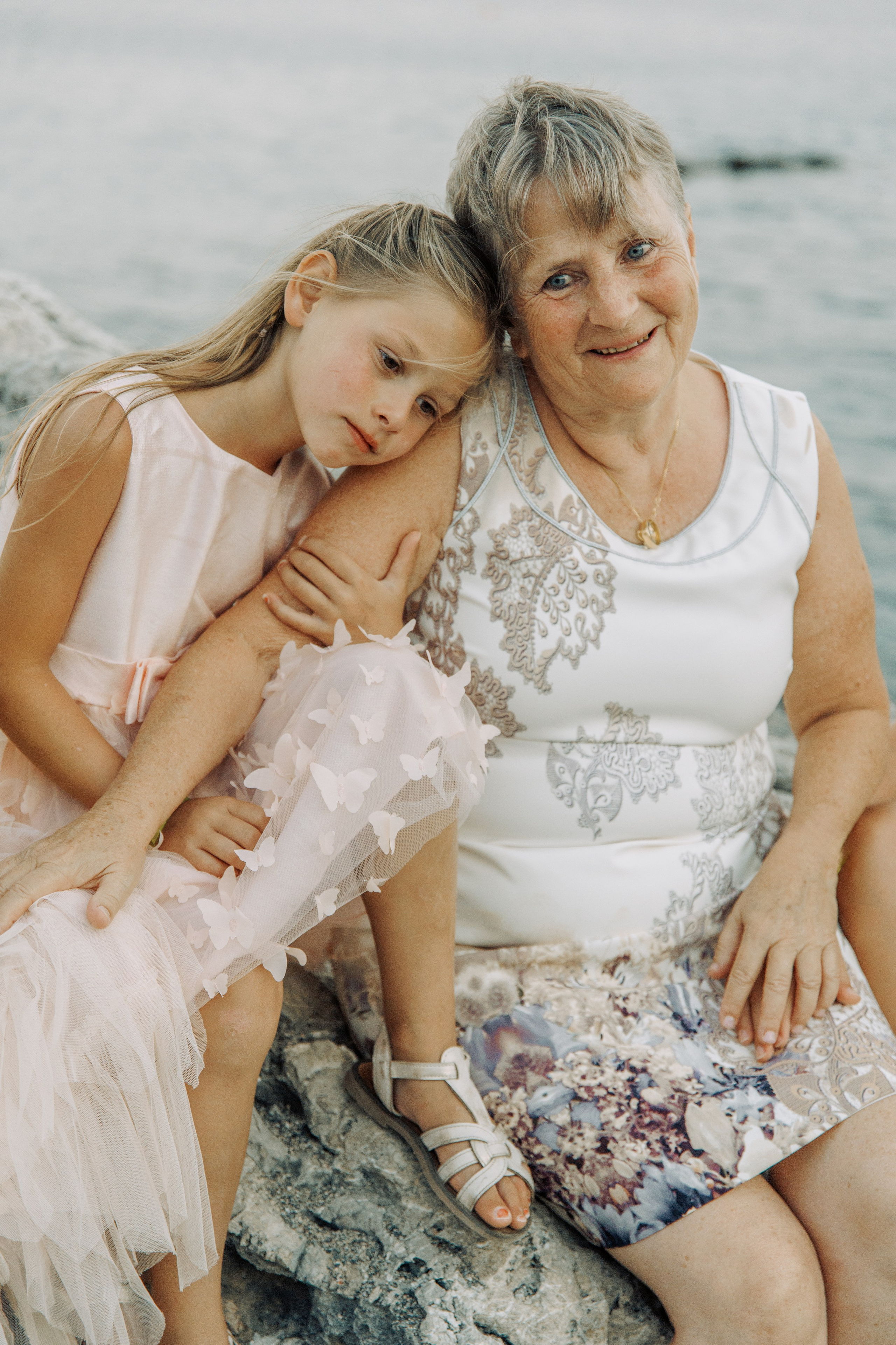 Inez family. Portrait- und Hochzeitsfotografin Irene Art Photo mit Sitz auf der griechischen Insel Rhodos