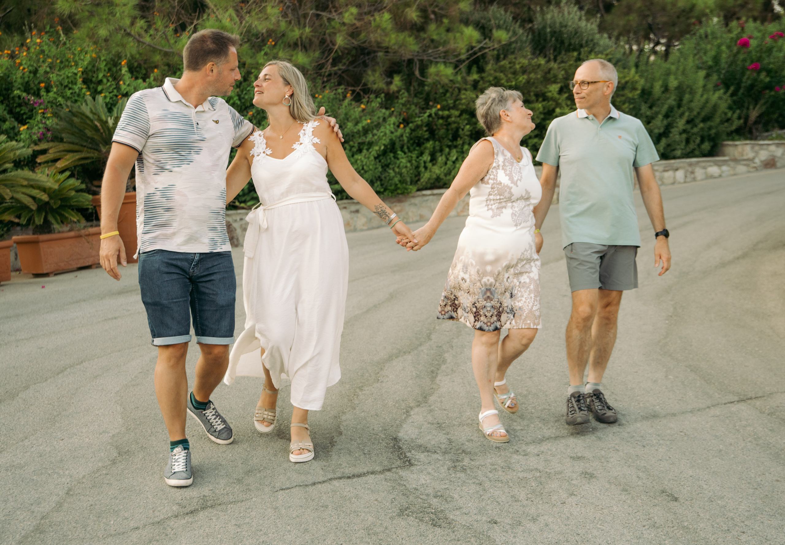 Inez family. Portrait- und Hochzeitsfotografin Irene Art Photo mit Sitz auf der griechischen Insel Rhodos
