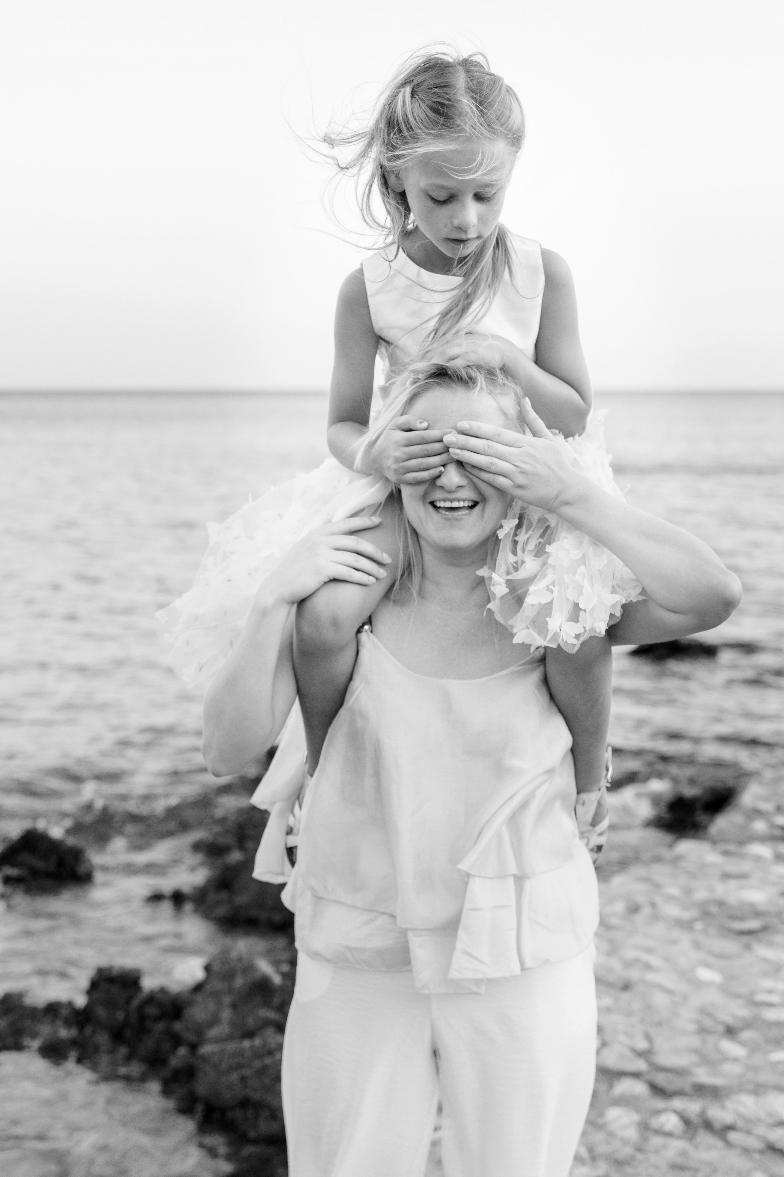 Inez family. Portrait- und Hochzeitsfotografin Irene Art Photo mit Sitz auf der griechischen Insel Rhodos