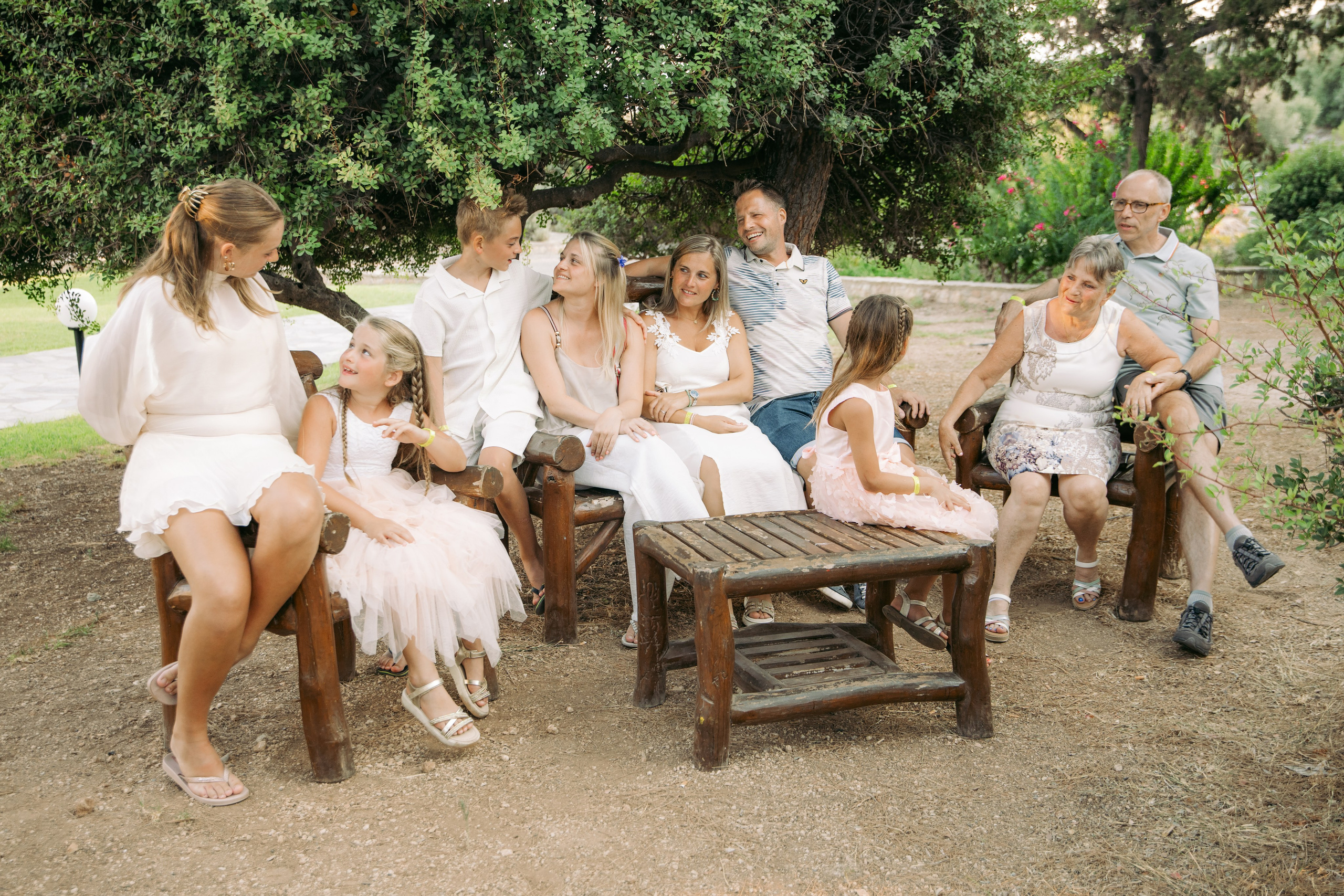 Inez family. Portrait- und Hochzeitsfotografin Irene Art Photo mit Sitz auf der griechischen Insel Rhodos