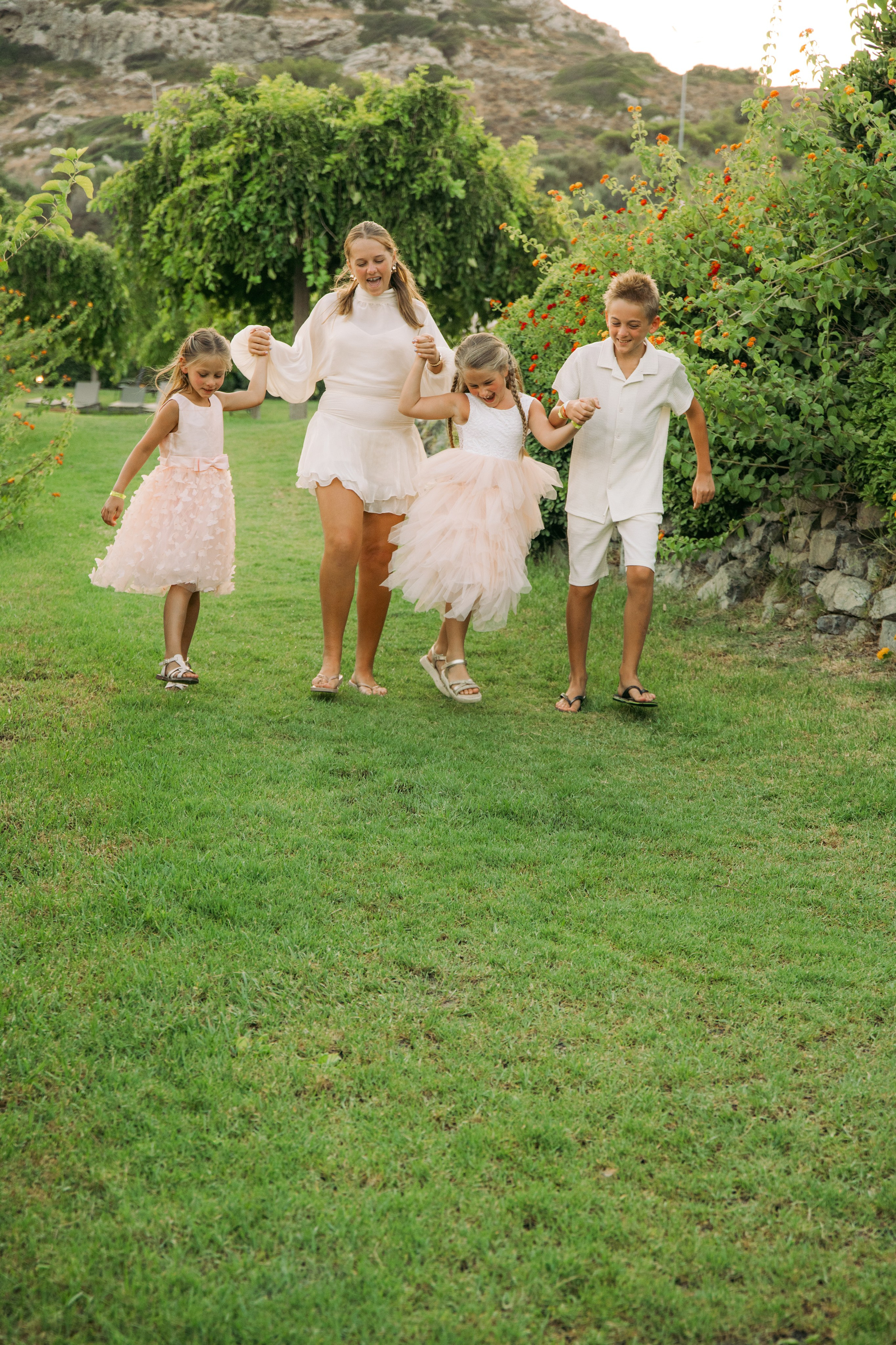 Inez family. Portrait- und Hochzeitsfotografin Irene Art Photo mit Sitz auf der griechischen Insel Rhodos