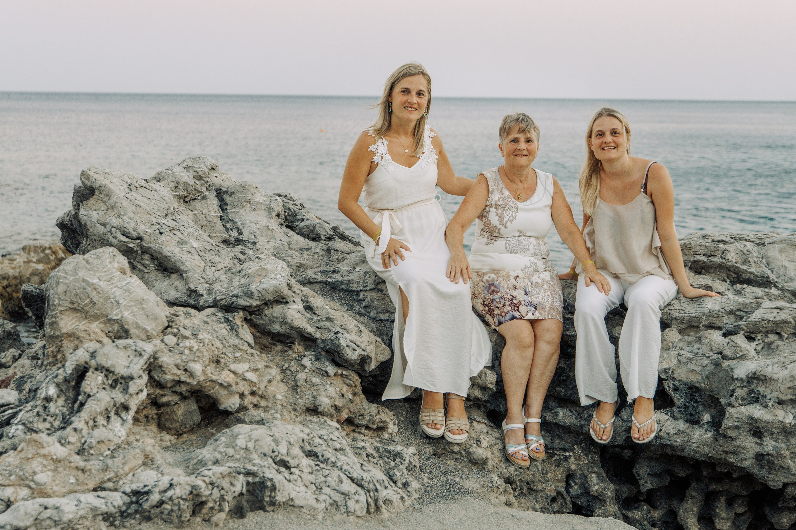 Inez family. Portrait- und Hochzeitsfotografin Irene Art Photo mit Sitz auf der griechischen Insel Rhodos