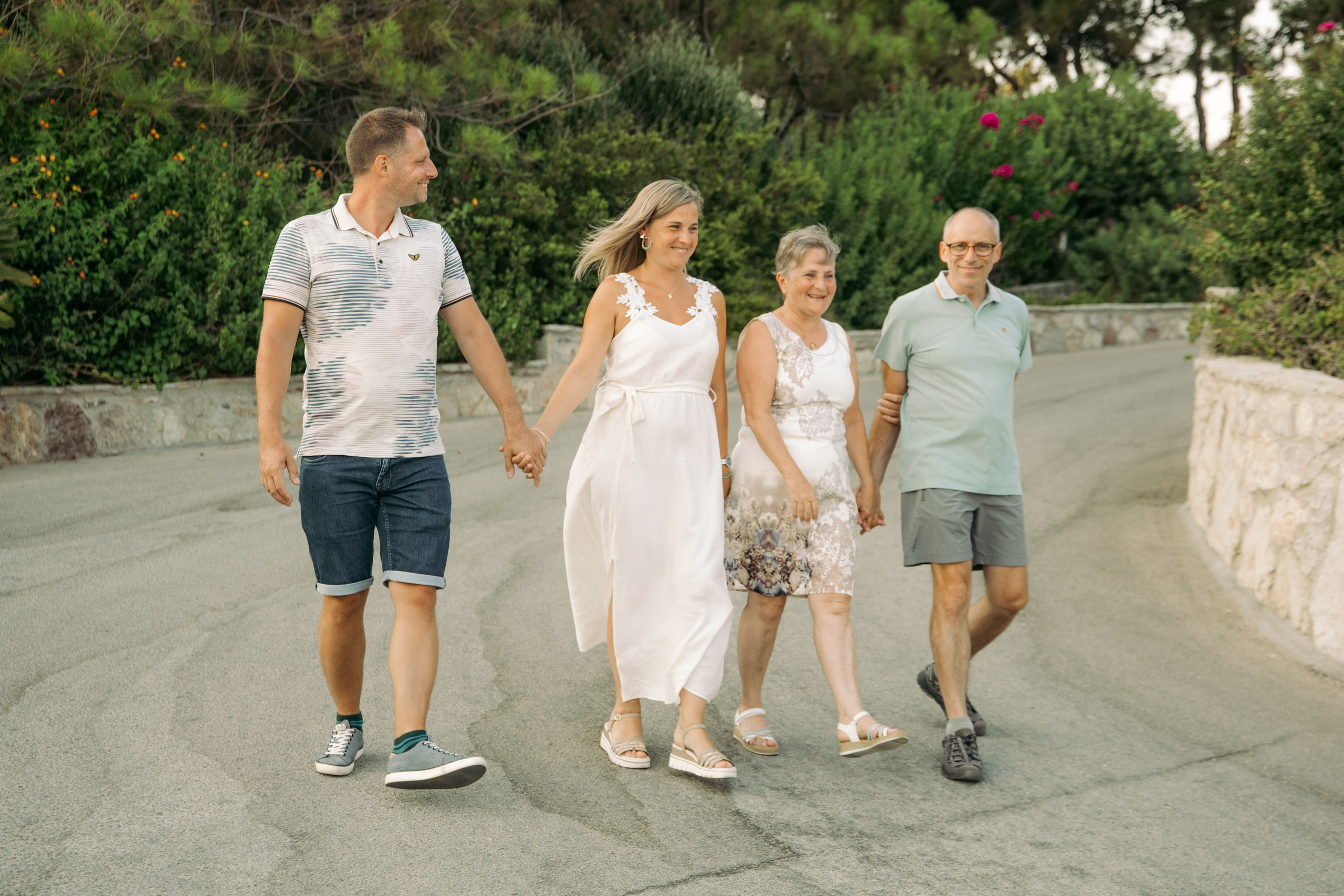 Inez family. Portrait- und Hochzeitsfotografin Irene Art Photo mit Sitz auf der griechischen Insel Rhodos