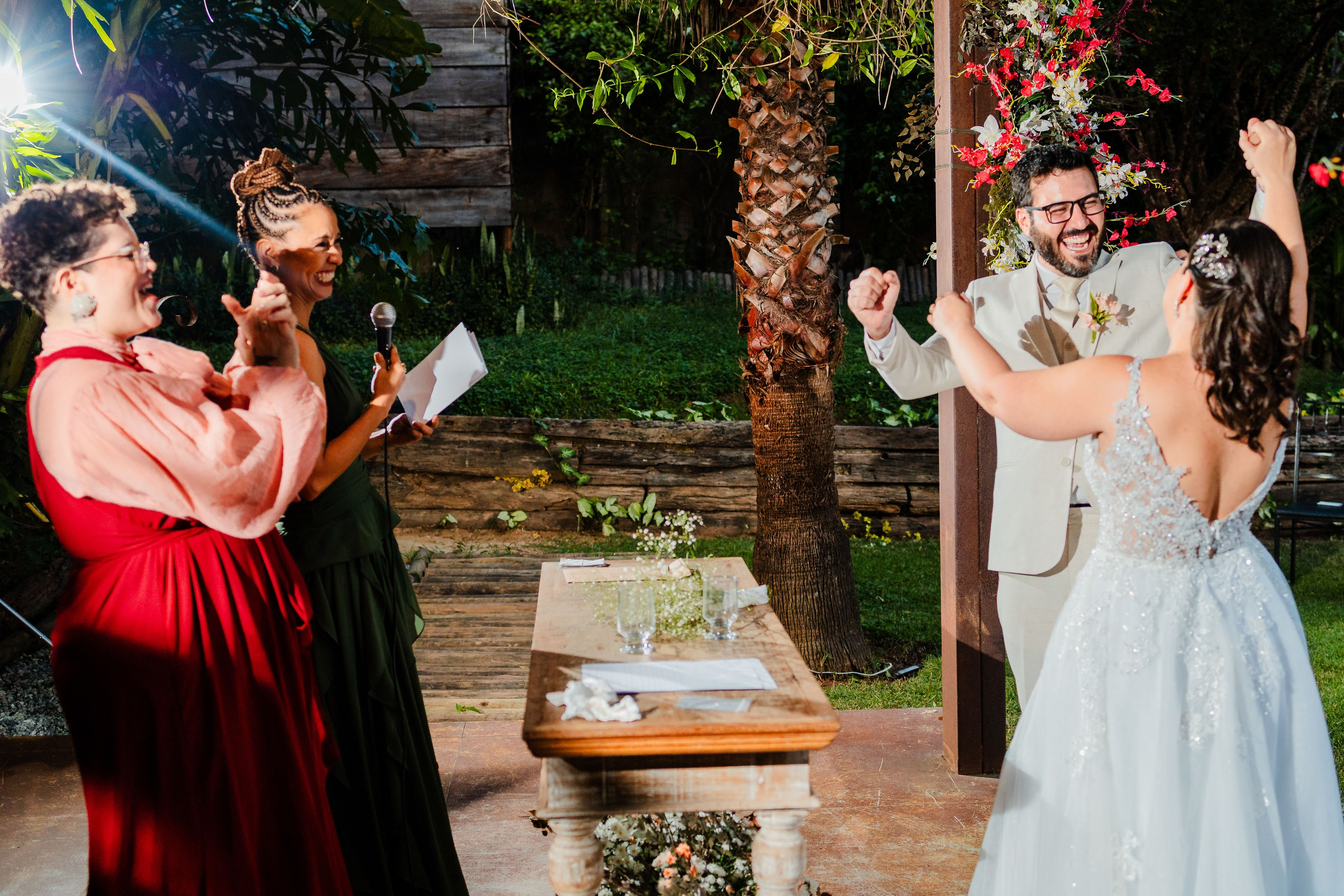 L & D — RODA DE SAMBA E MUITO MAIS!. Fotografia de casamento em Belo Horizonte
