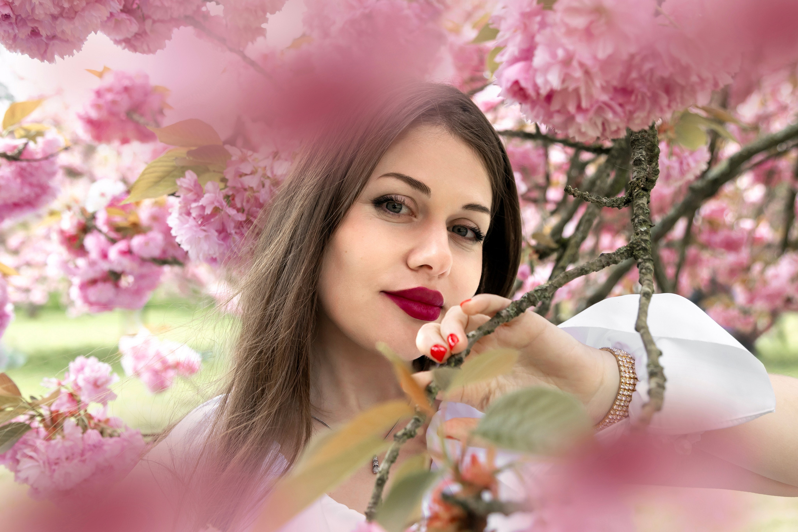 Wedding, event and family photographer in Paris, Emilian Olaru