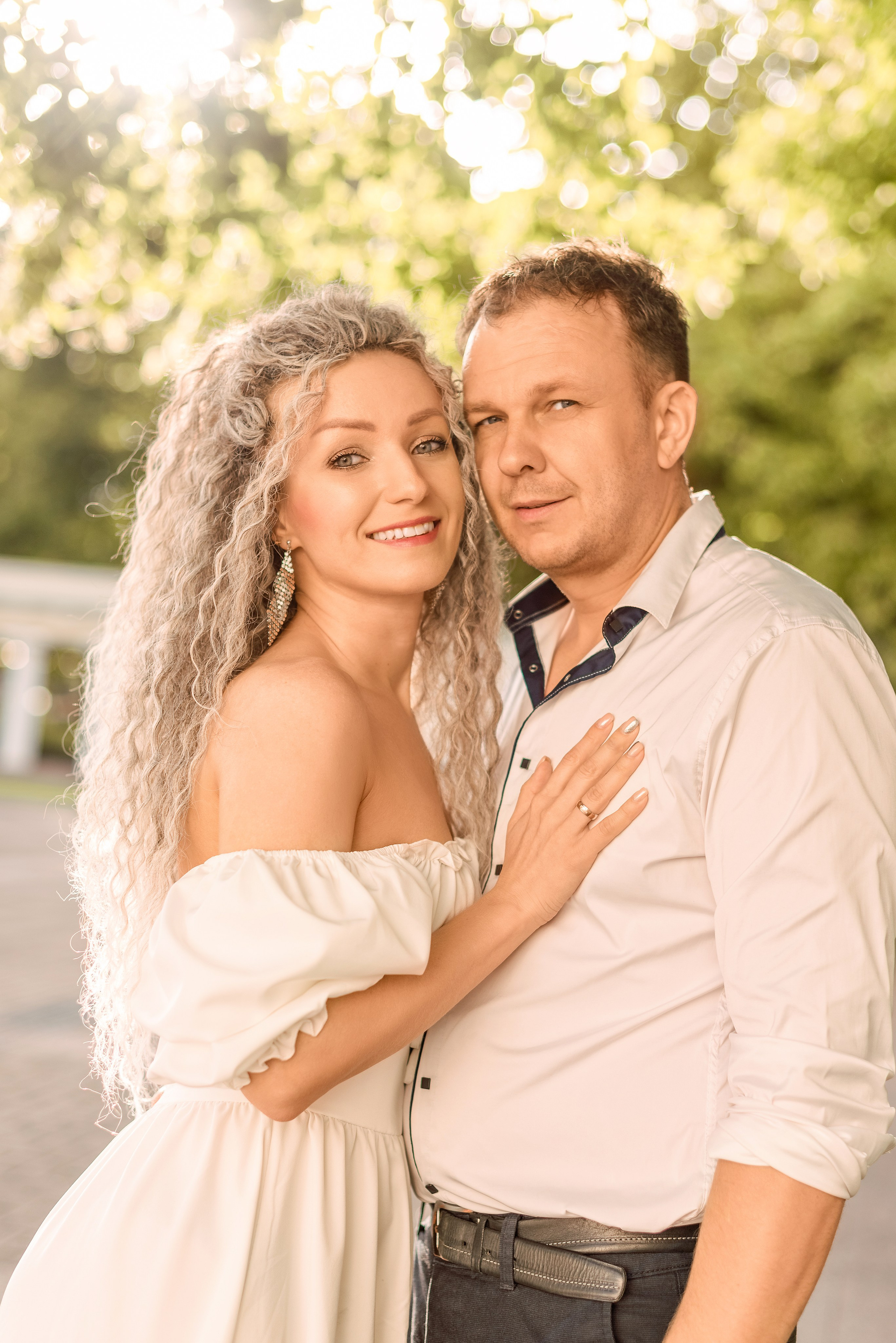 Свадебная прогулка по значимым местам Вильнюса. Семейный фотограф и фотограф новорожденных в Вильнюсе Ирина Беленкевич