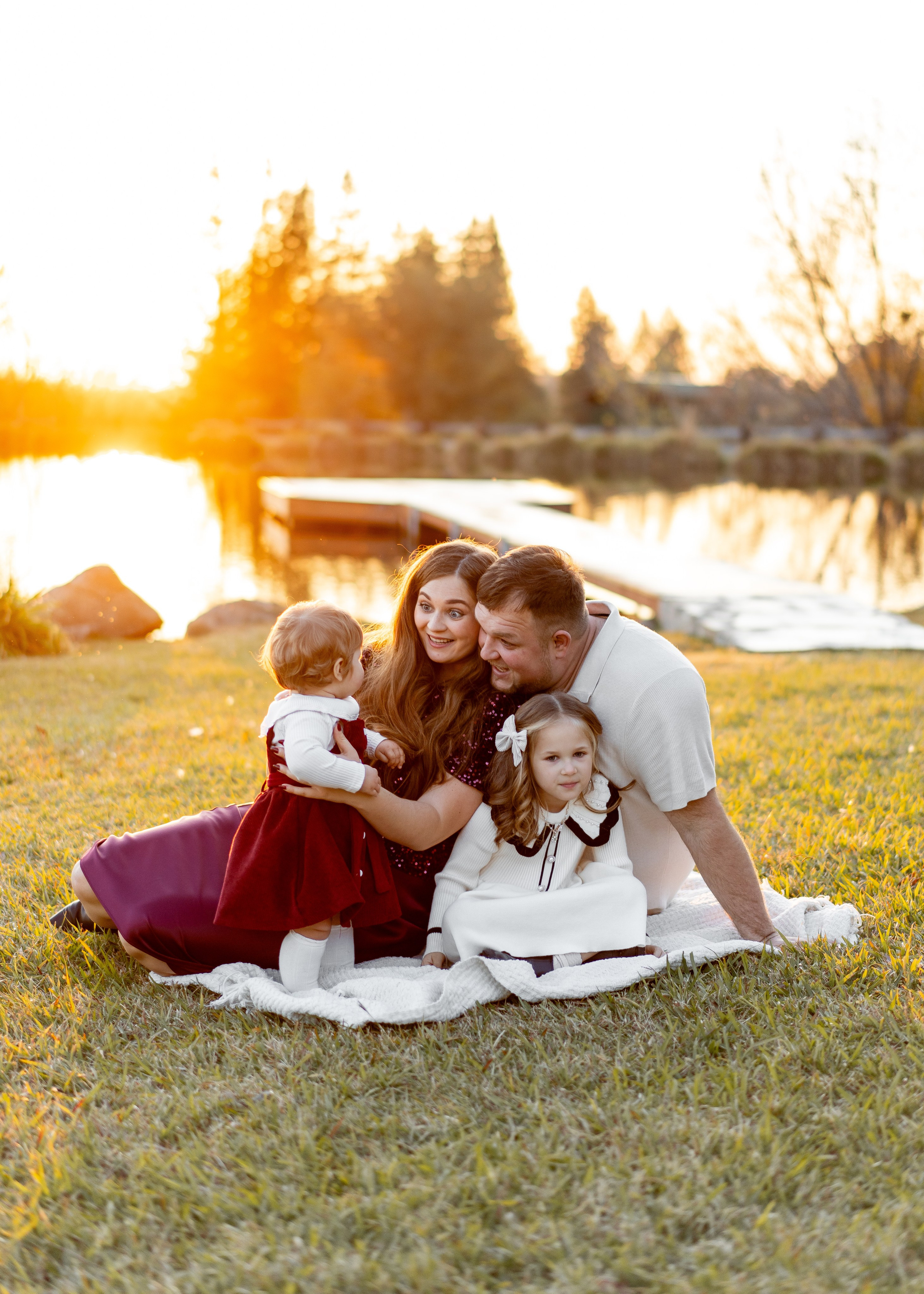 Klyushin family. Family photographer in Sacramento | Sofia Pavenko