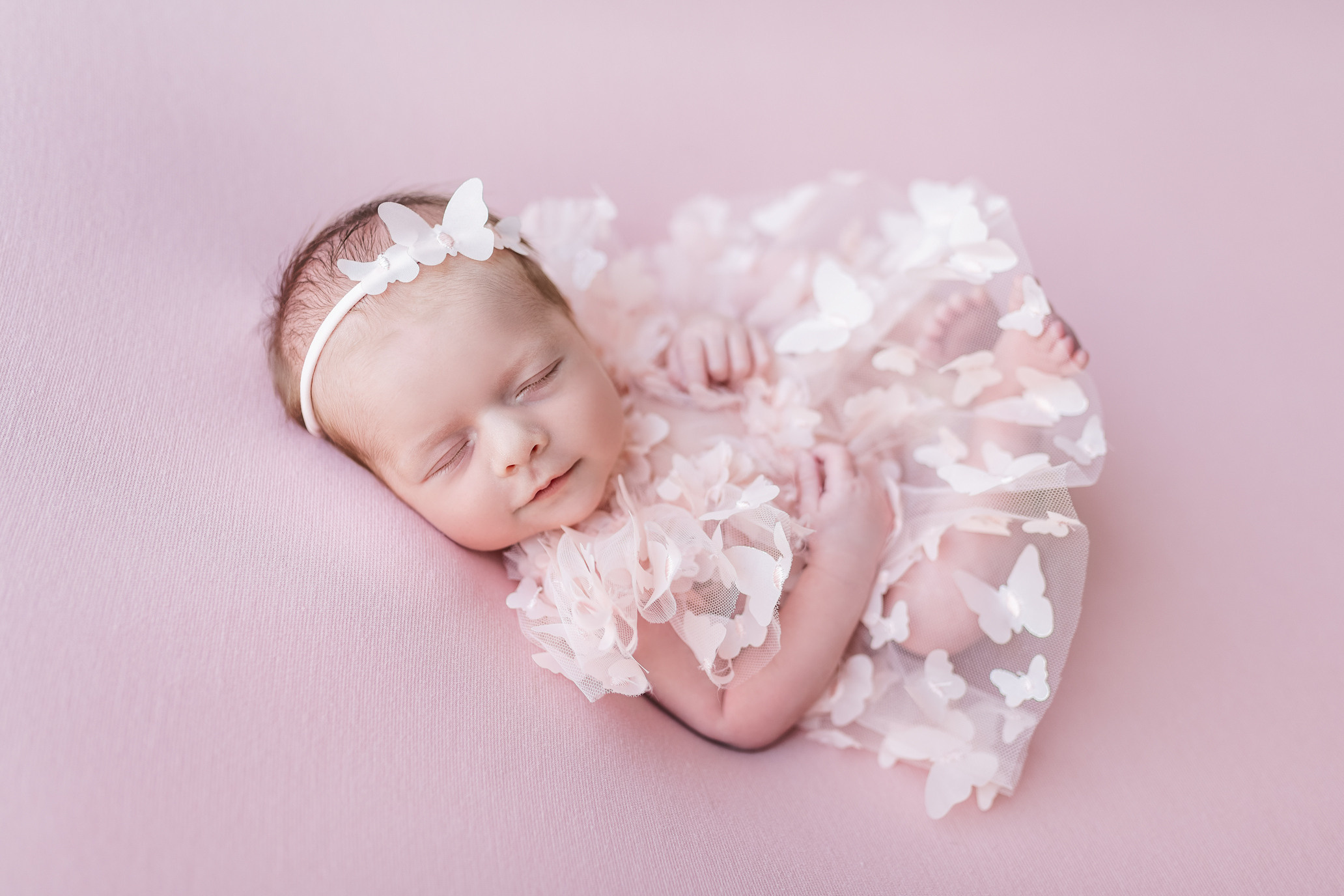 ניו בורן. צילומי הריון, ניו בורן, גיל שנה בראשון לציון -Jenya Rosso Photography