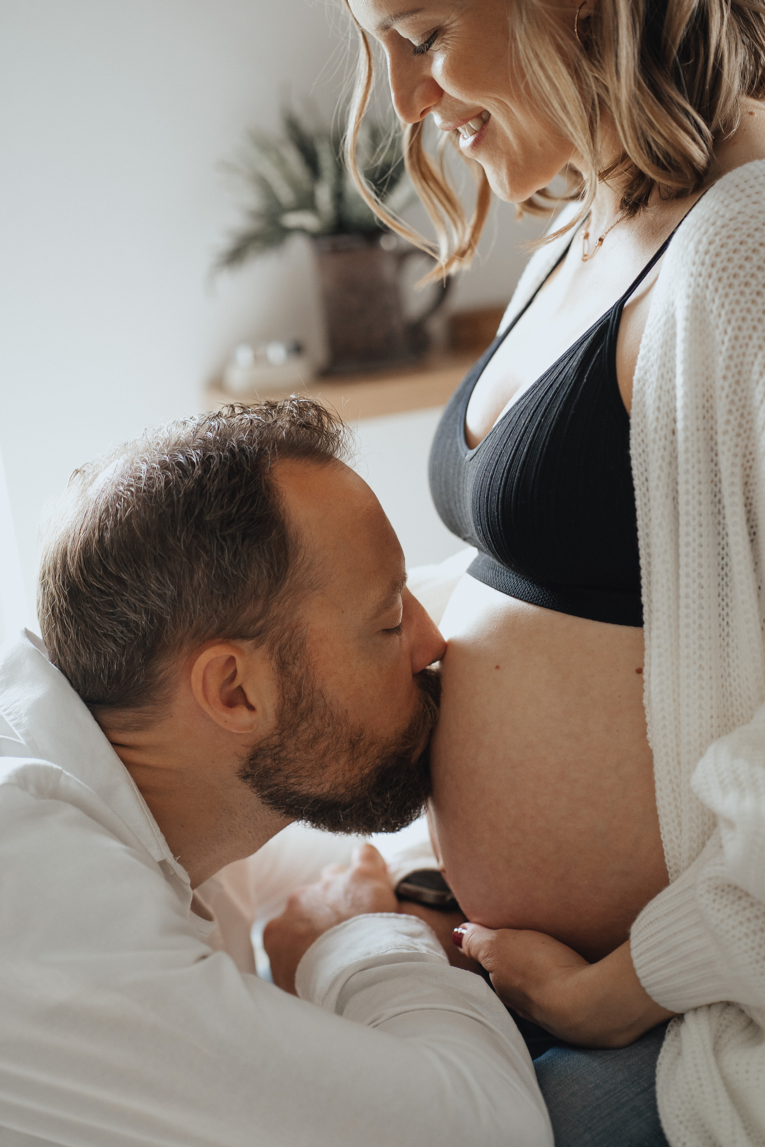 Baby Bauch. Hallo, ich bin Nadya - Fotografin aus Linz, Oberösterreich