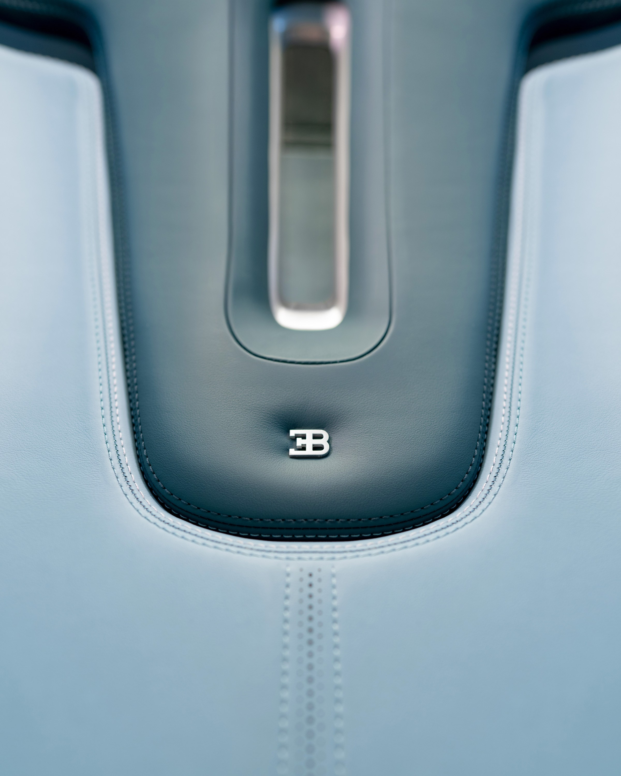 BUGATTI. WORLDWIDE COMMERCIAL AUTOMOTIVE PHOTOGRAPHER
