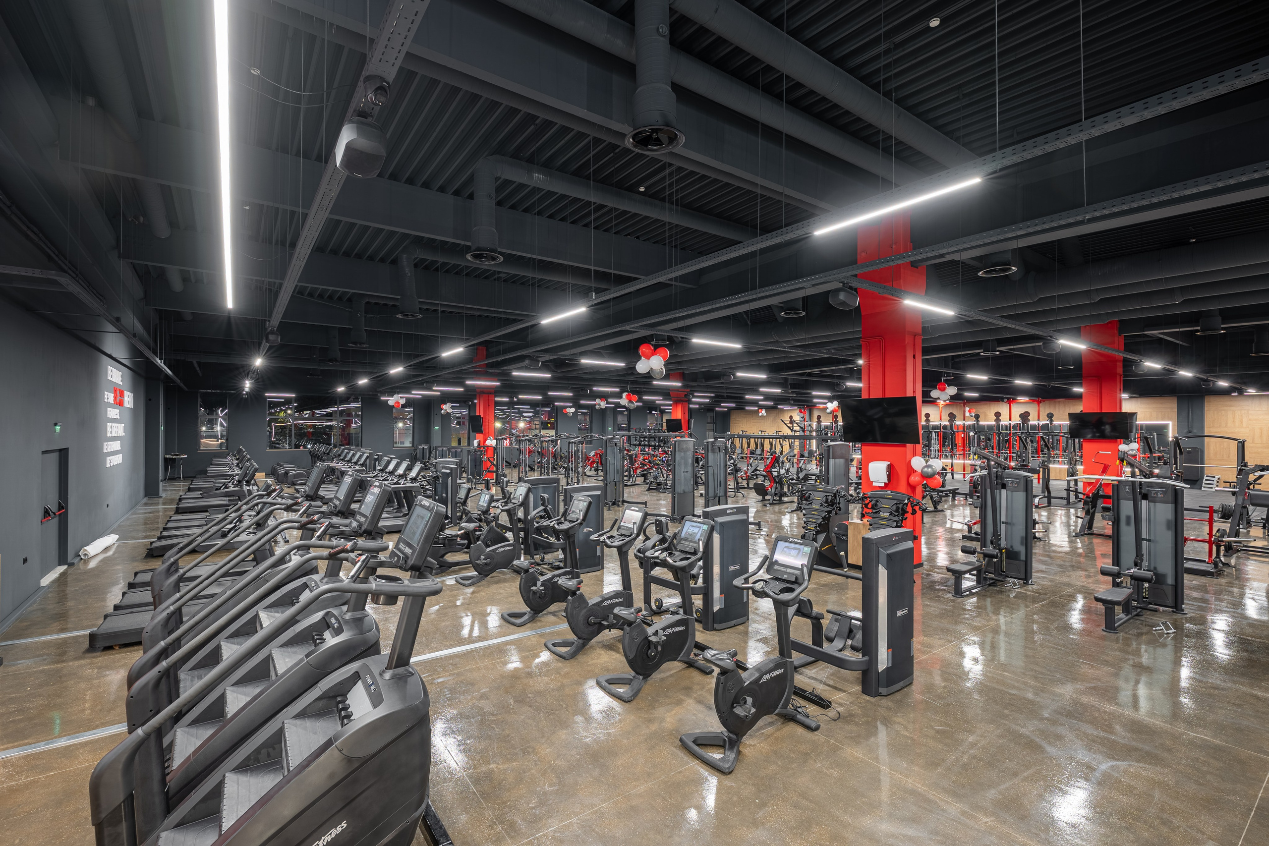 WEST GYM PARK MAXX. Професионален фотограф в Пловдив и областта