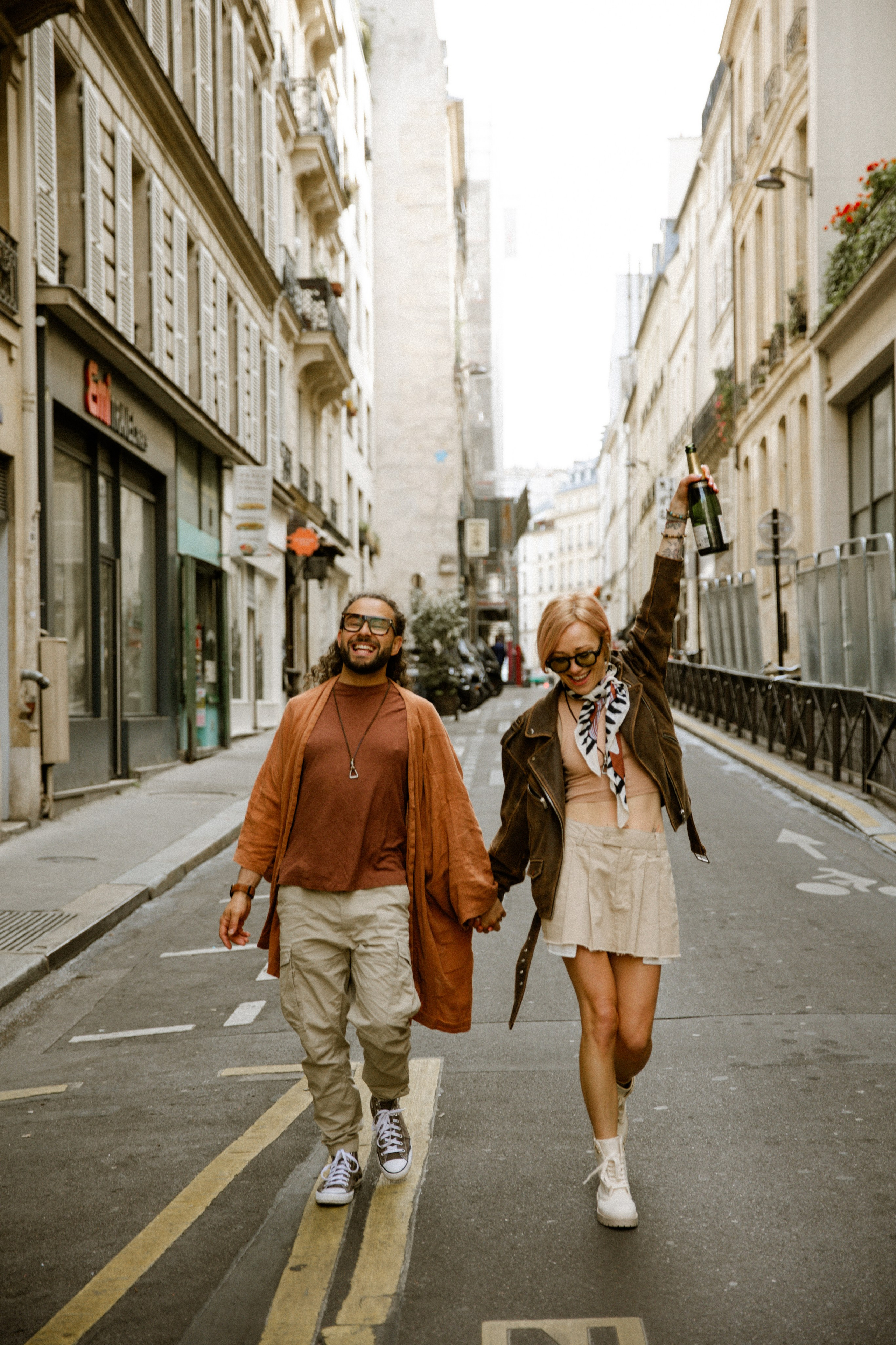 Oxi & Felix — Shooting in Paris. Paris Wedding Photographer
