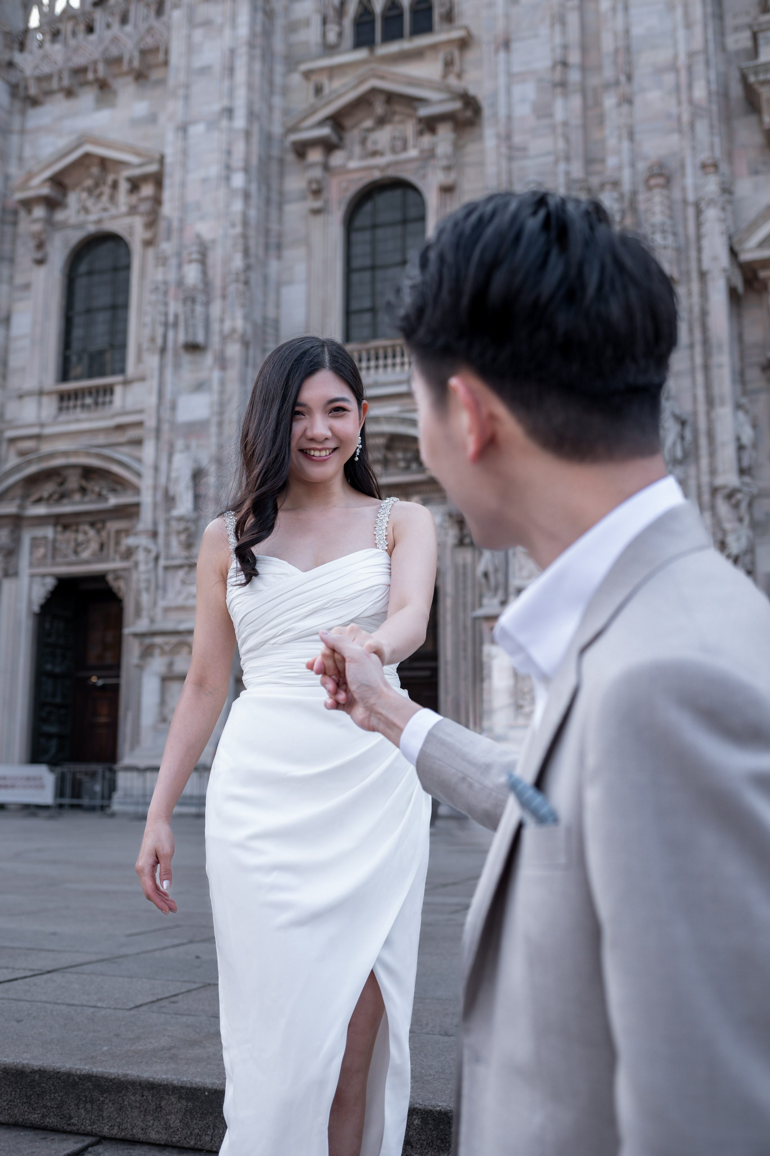 Walk in Milan. Photographer in Milan |Mila Pro Photo