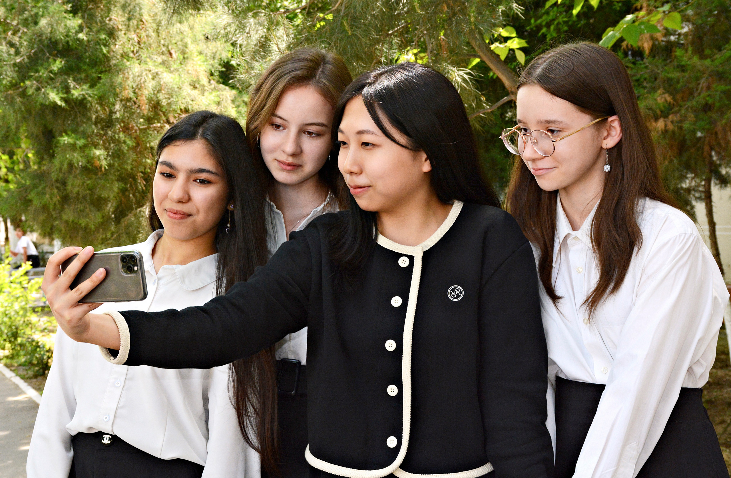 Старшие классы. Фотограф Михаил в Ташкенте