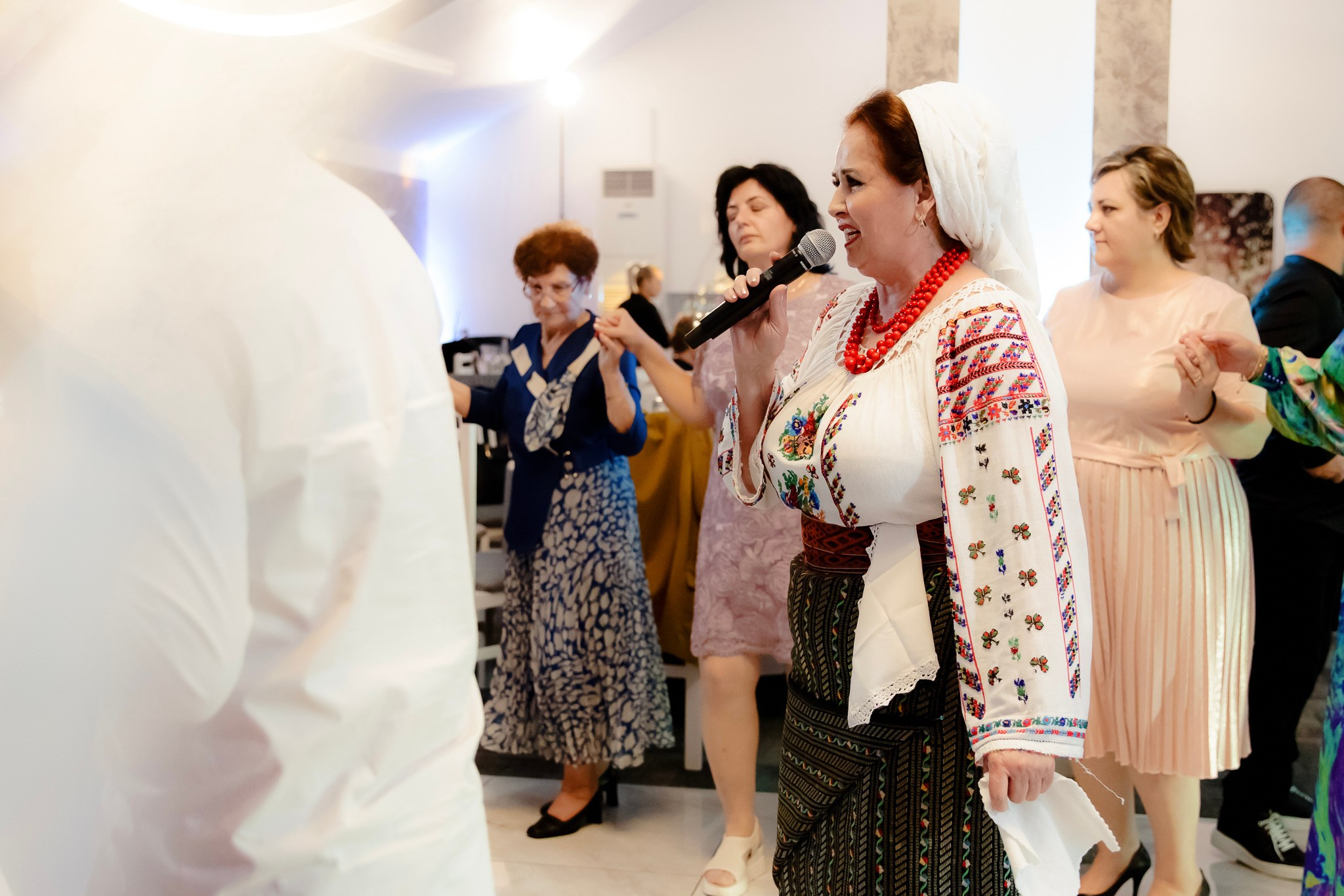 Ioana & Ionuț | Nuntă de poveste la Păstrăvăria Poiana din Mălini județul Suceava. Servicii foto-video profesionale, pentru momente de neuitat