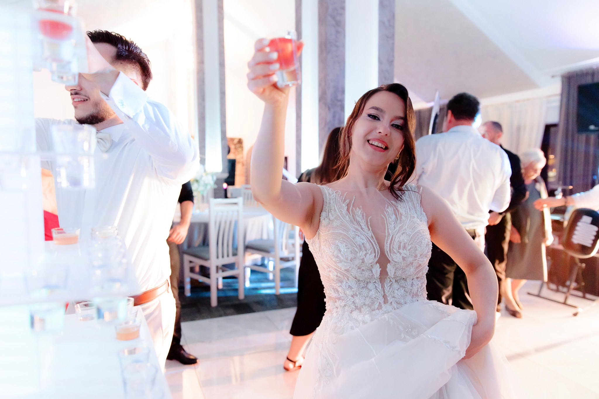 Ioana & Ionuț | Nuntă de poveste la Păstrăvăria Poiana din Mălini județul Suceava. Servicii foto-video profesionale, pentru momente de neuitat