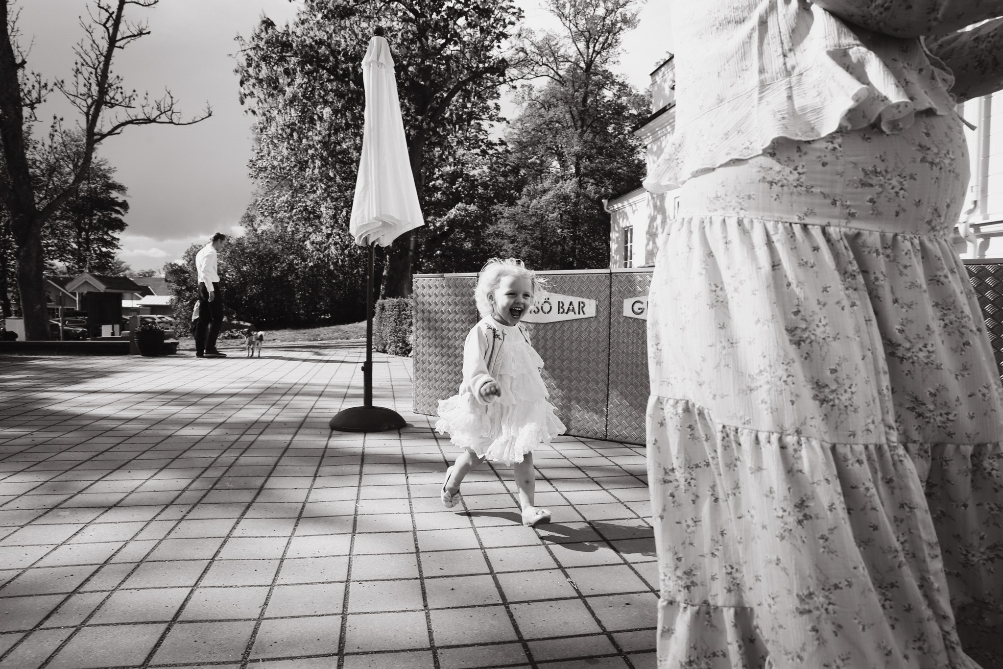 Ulrika & Family: Expecting Joy. Photographer Elina Palmgren