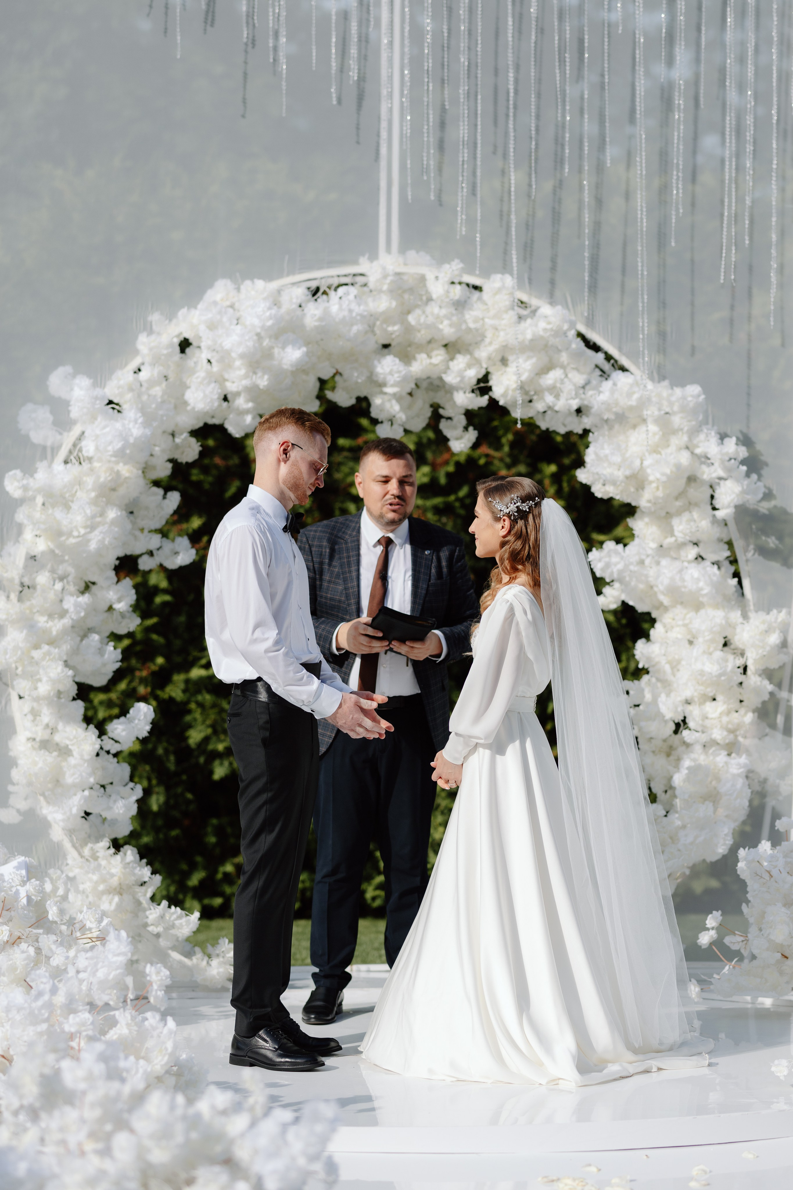 Corina & Dumitru. Main