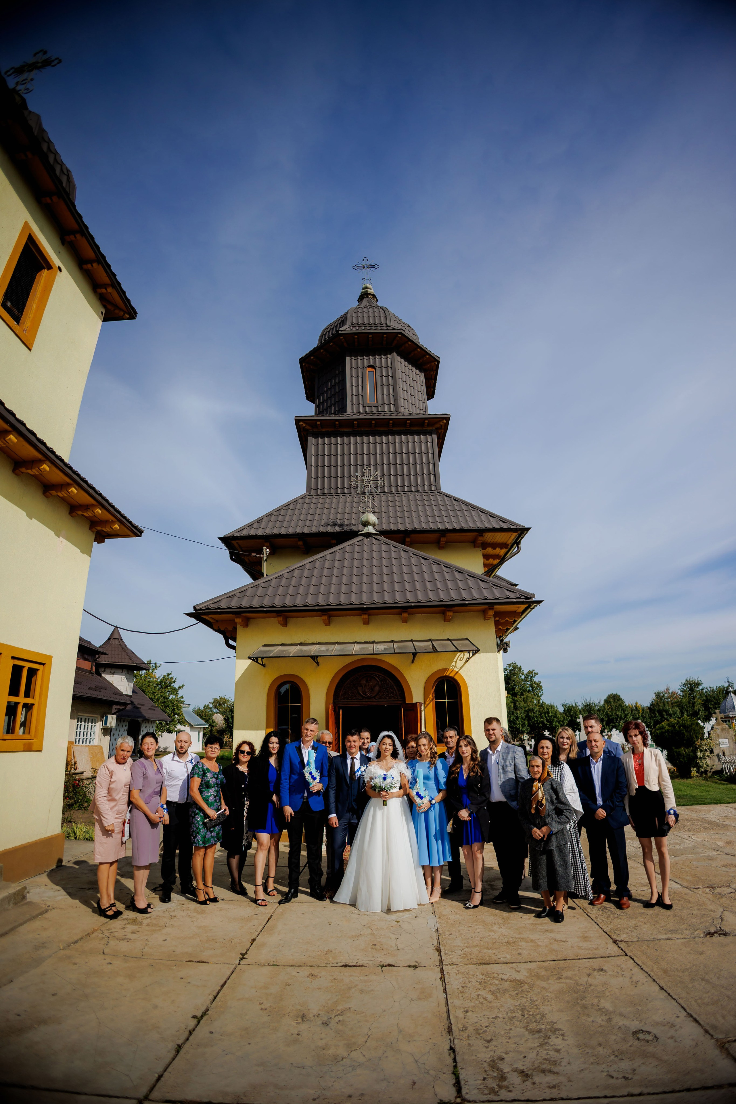 Loredana & Emilian – Ziua Nunții | Videografie - fotografie Botez Suceava, Iași, Botoșani. Servicii foto-video profesionale, pentru momente de neuitat
