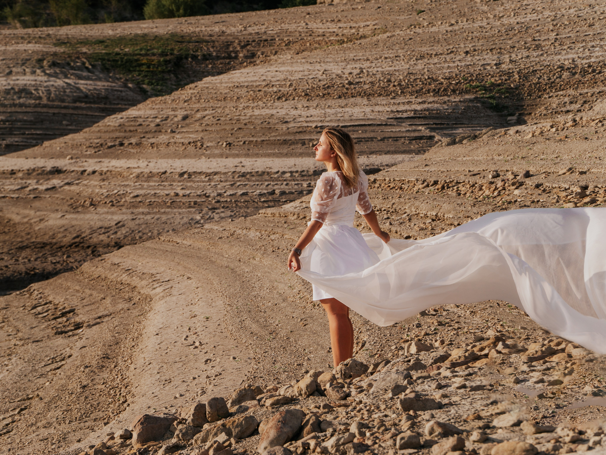 Barcelona Wow Dress Photoshoot Ideas — Photographer in Barcelona Spain