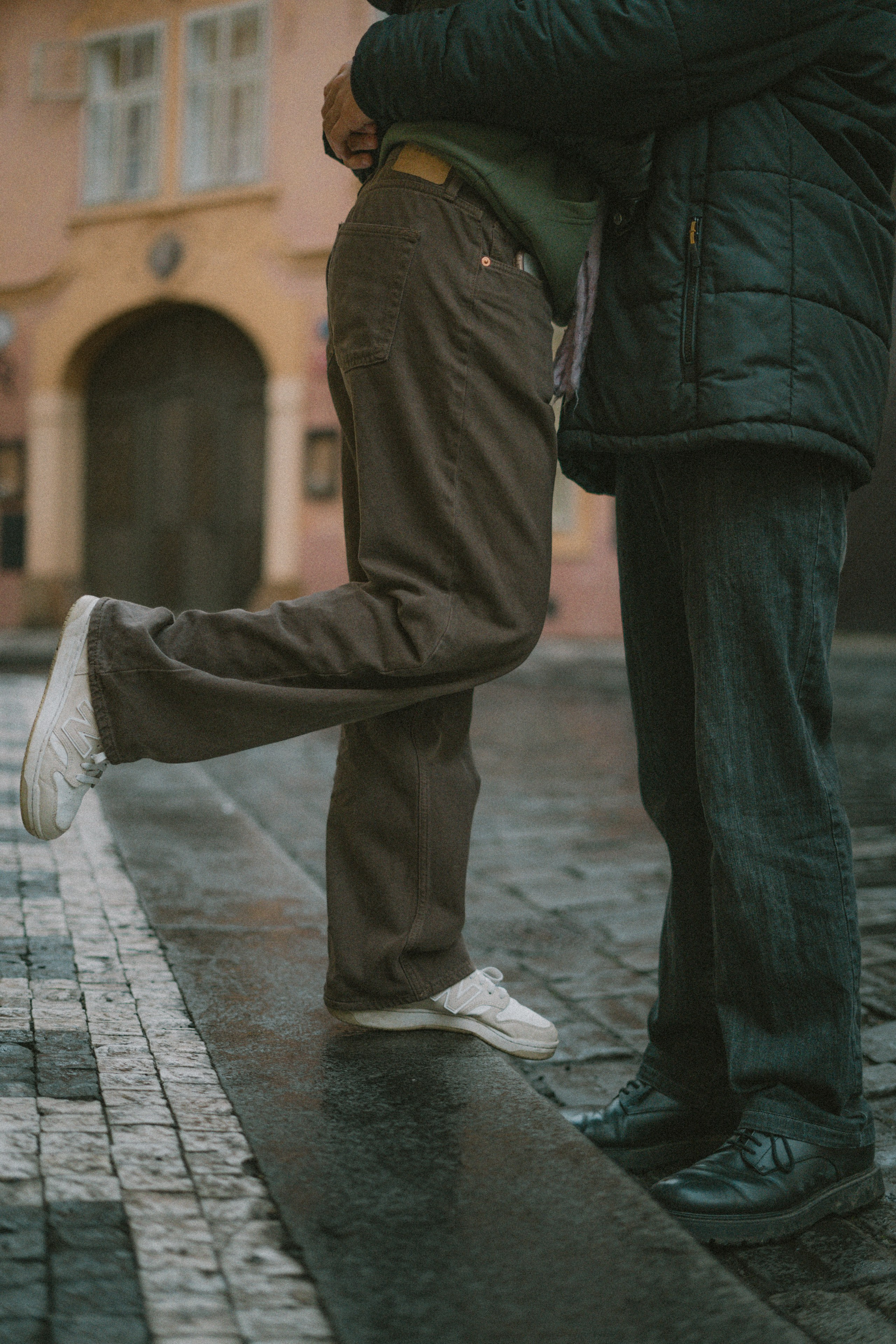 Příběhy z pražských uliček. Jana Holubová | Svatební, párová a rodinná fotografka v Praze