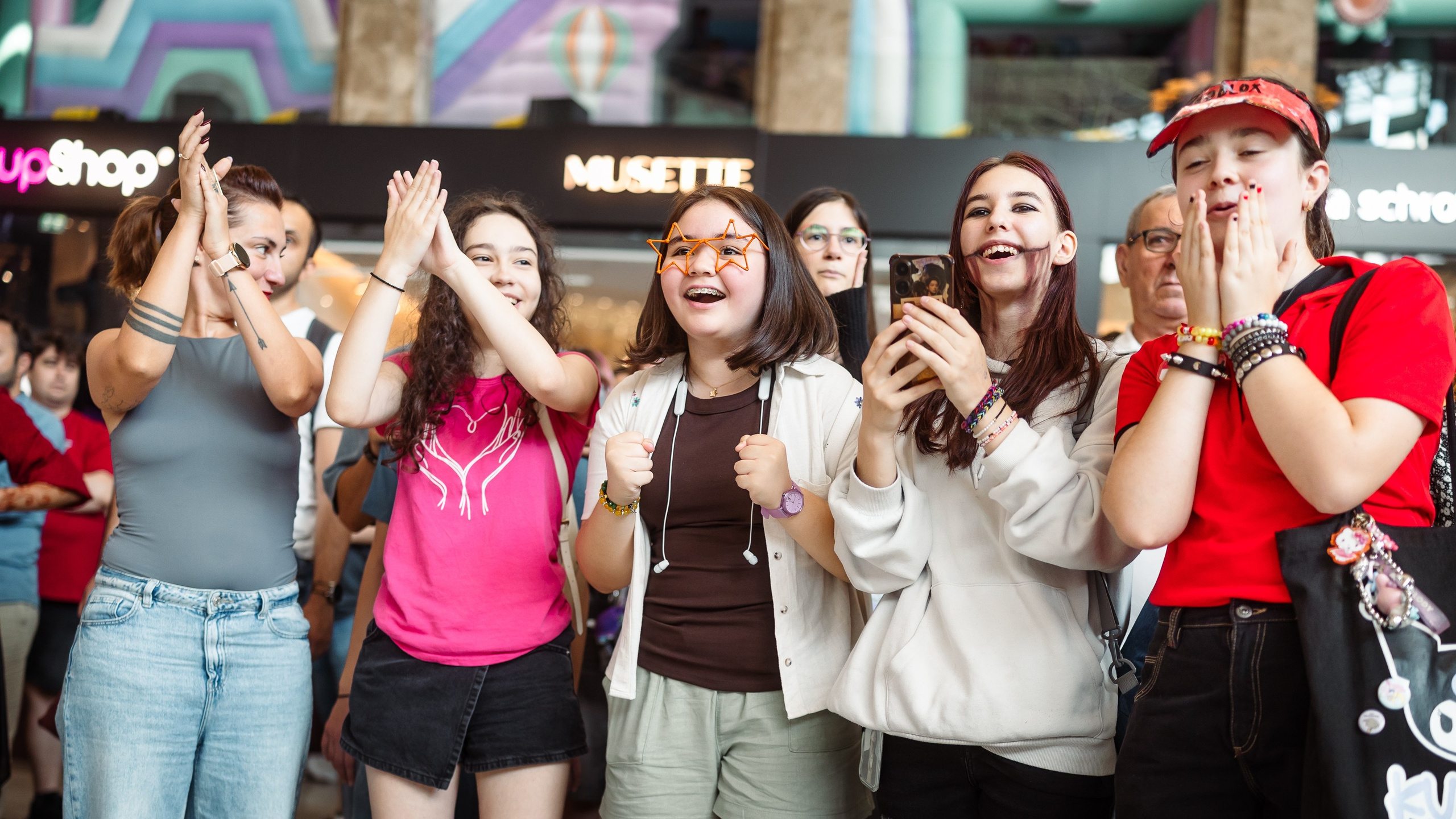 Nerd Con. Marius Ciocan