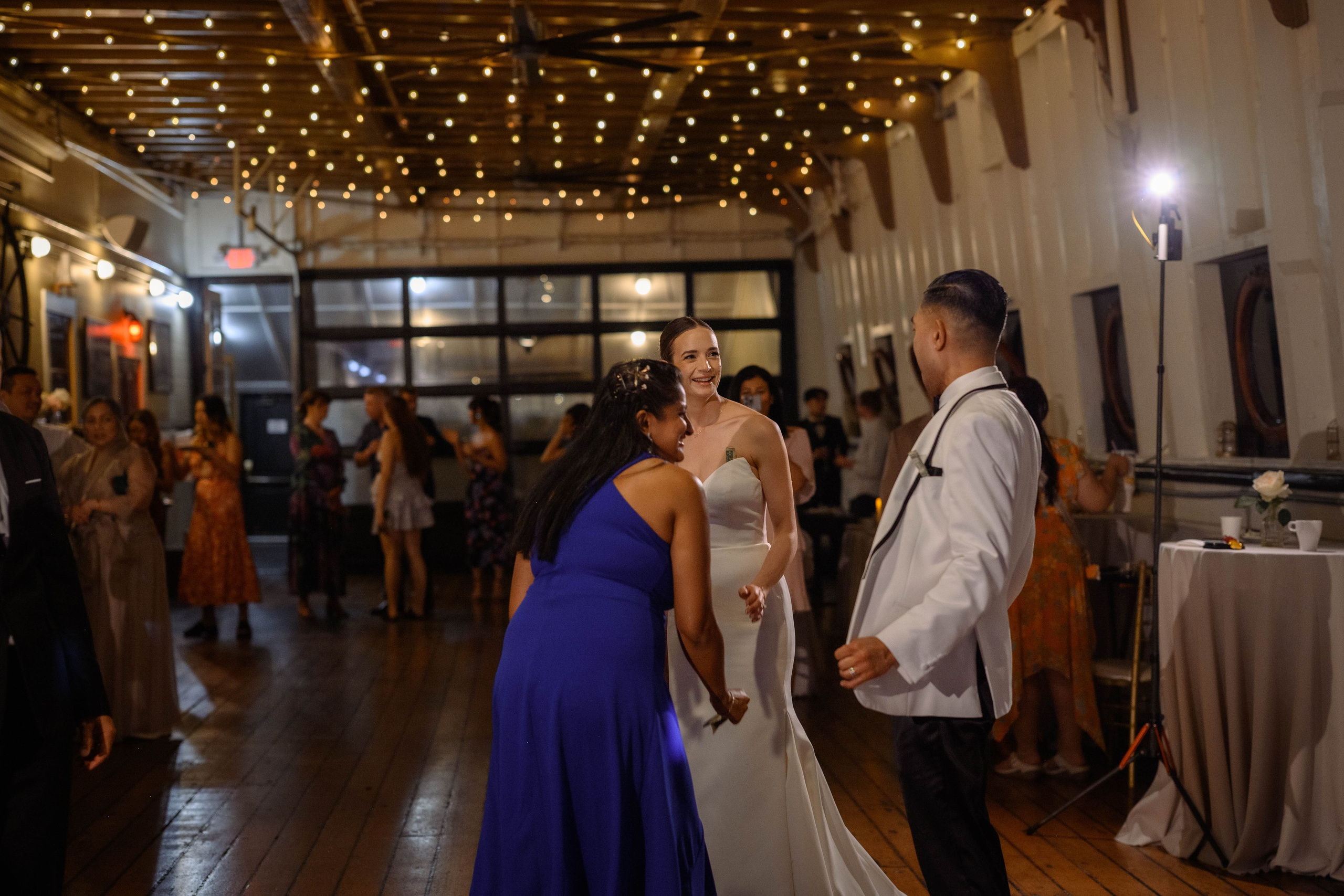 Kevin & Katie. Wedding & portrait photography in the Seattle Area. Helen Michelle photographer