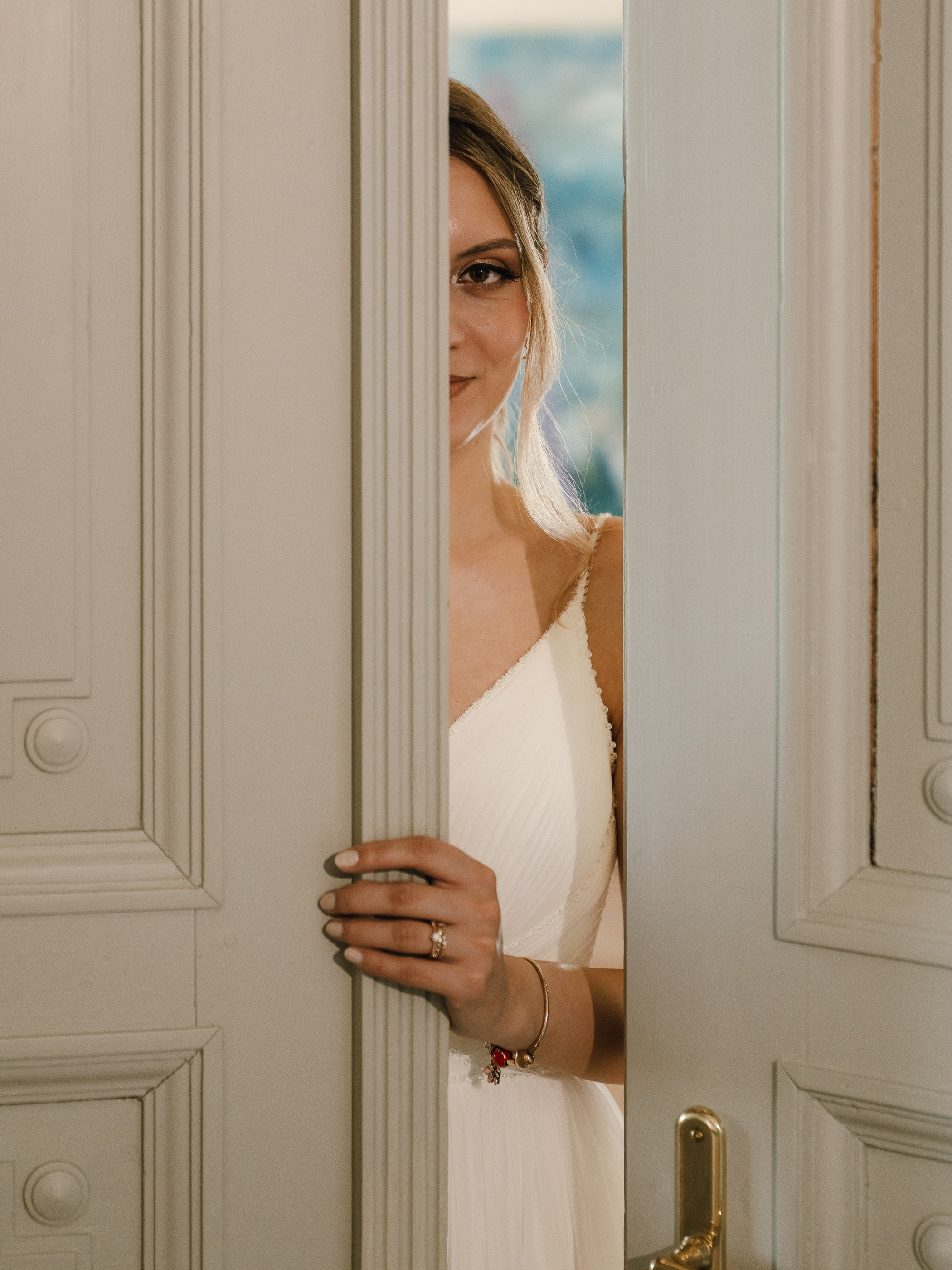 Ședință Foto Nuntă Trash The Dress la castelul Banffy din Răscruci